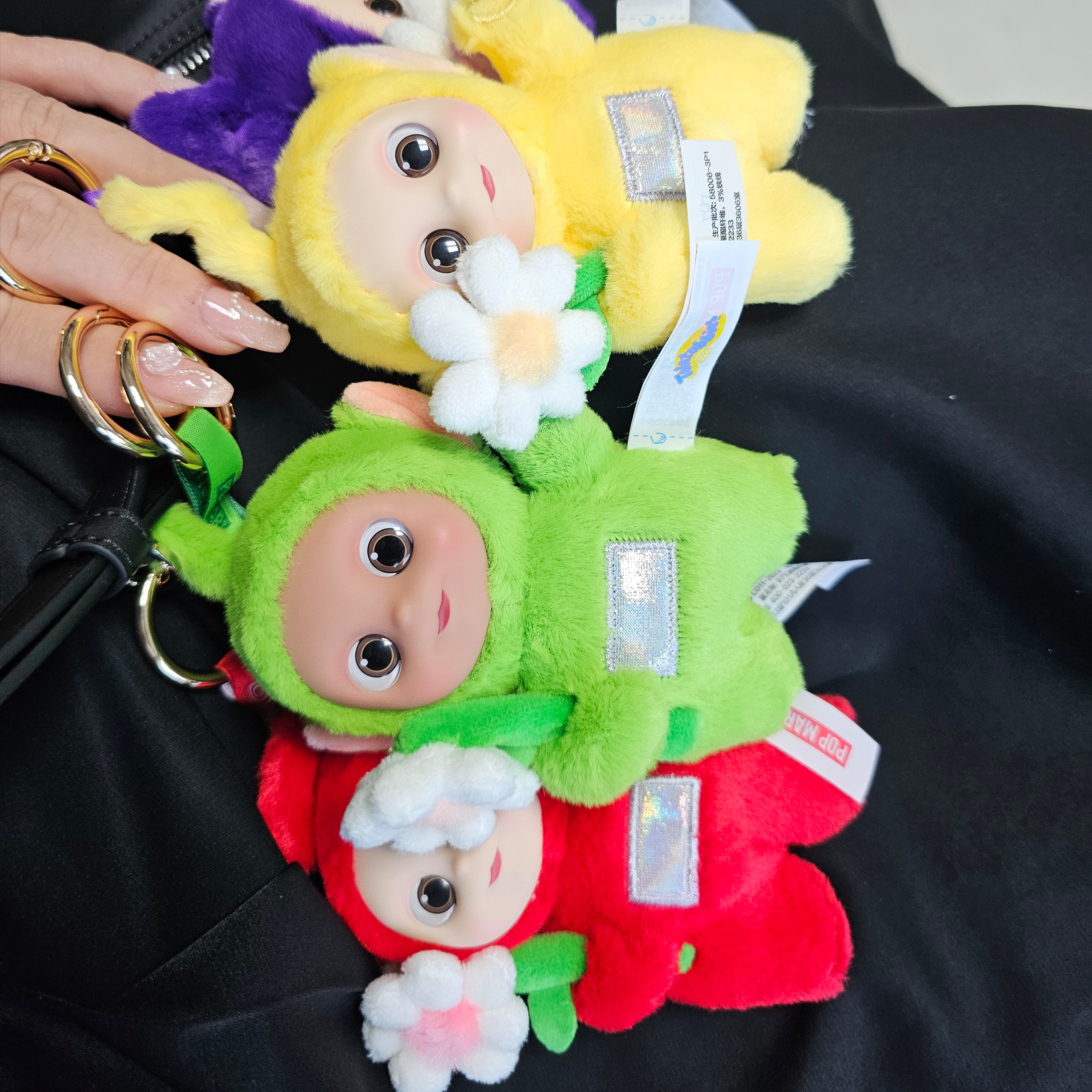 Pop Mart Teletubbies Say Hello Series Figures Sealed Case (8 Blind Boxes), Matin Kim Side Zipper Two Way Mini Cross Bag Black 착용 스타일 - 5
