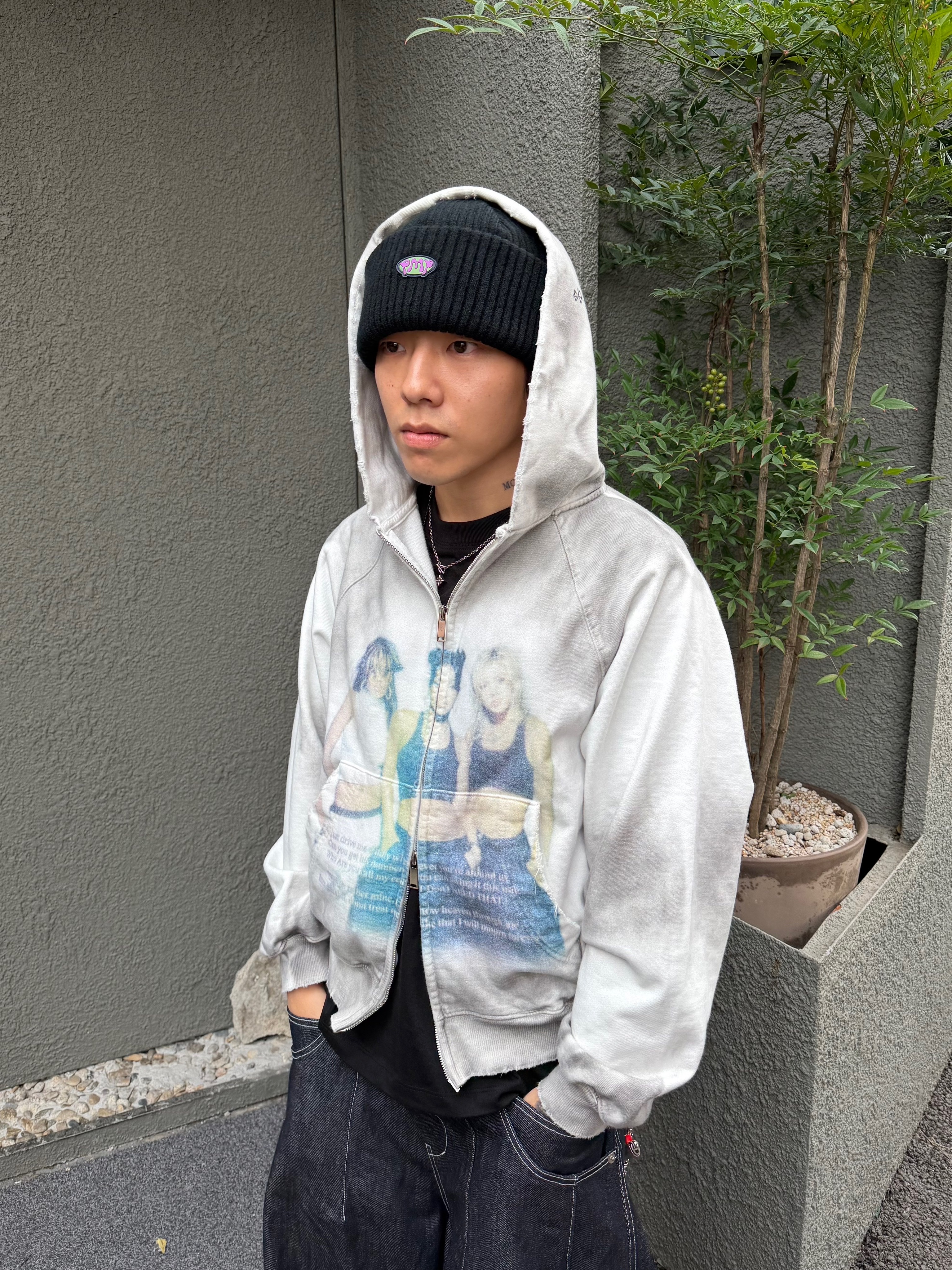 [트리플적립] PACOSPLY Dolly Dirty Zip Up Hoodie Dirty White, Balenciaga Cargo Sneakers White Grey 착용 스타일 - 4