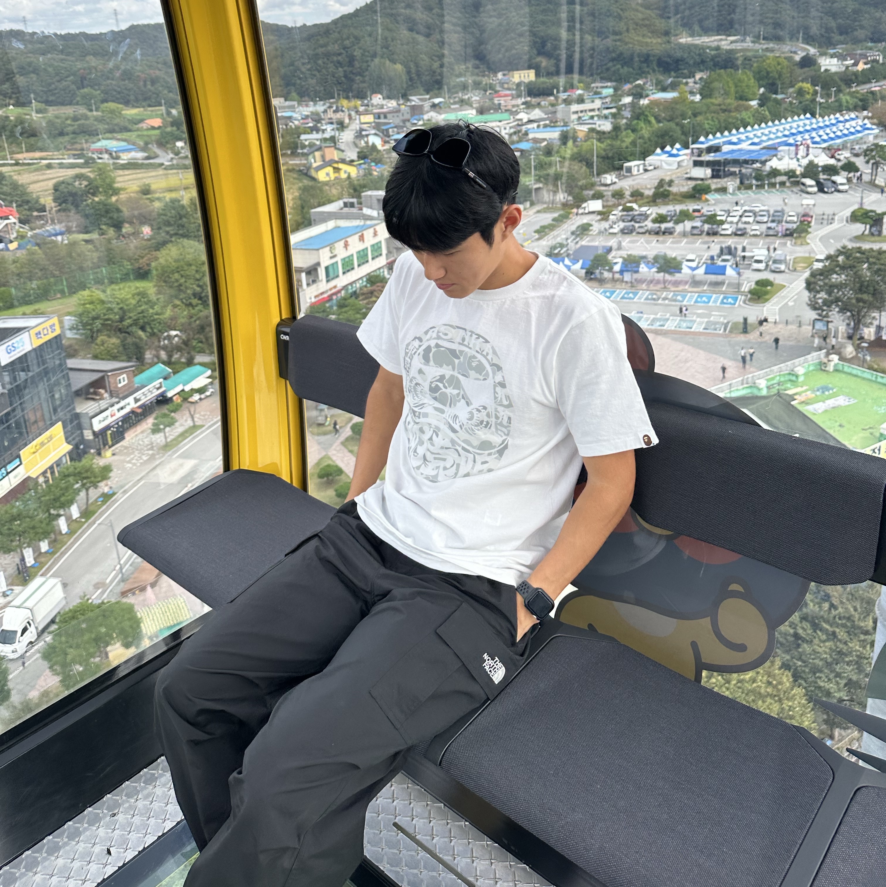 The North Face Hatch Parachute Pants Black - 25SS 착용 스타일