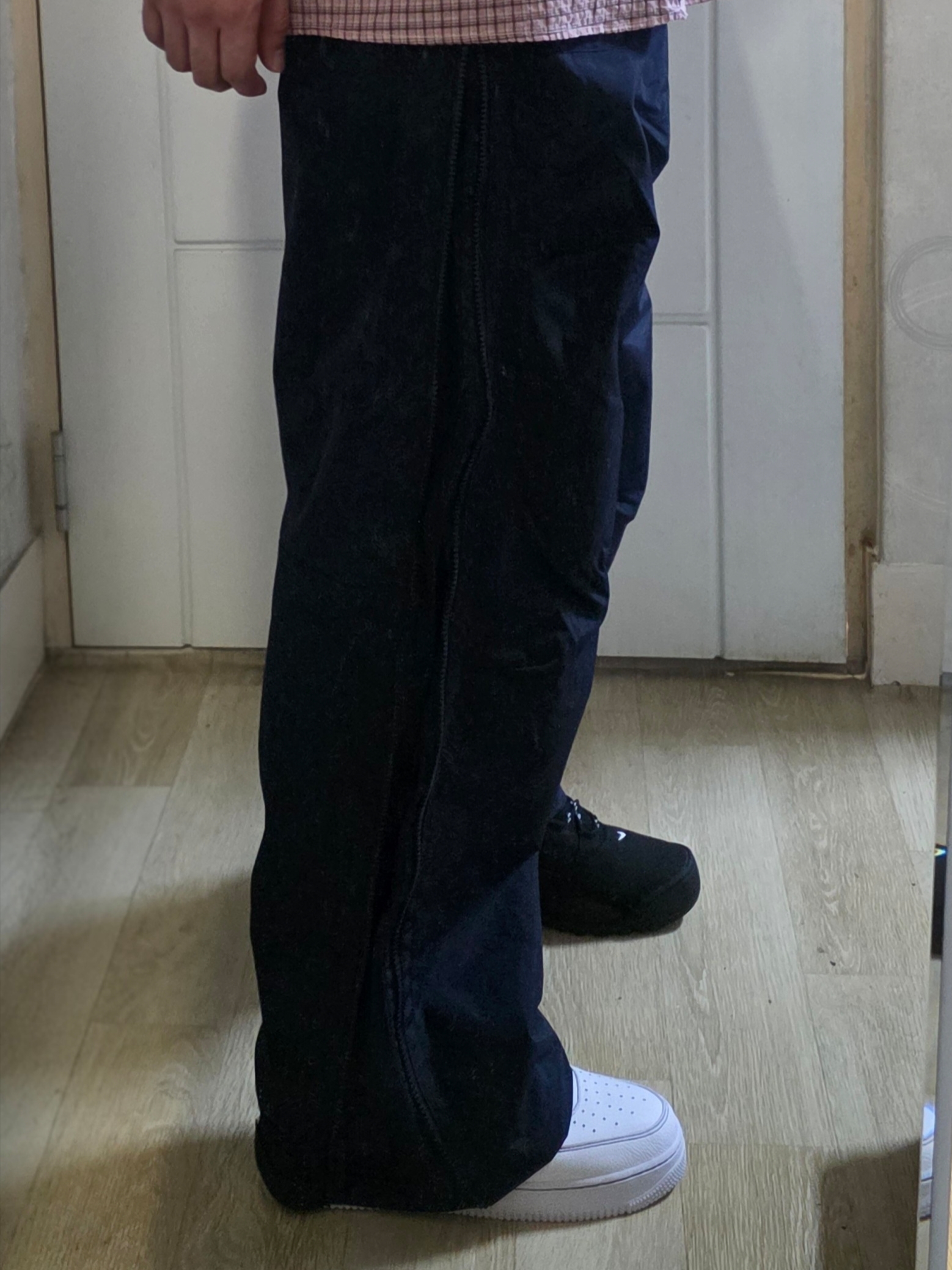 Nike x Stussy Utility Pants Obsidian (HQ8545-451) 착용 스타일 - 4