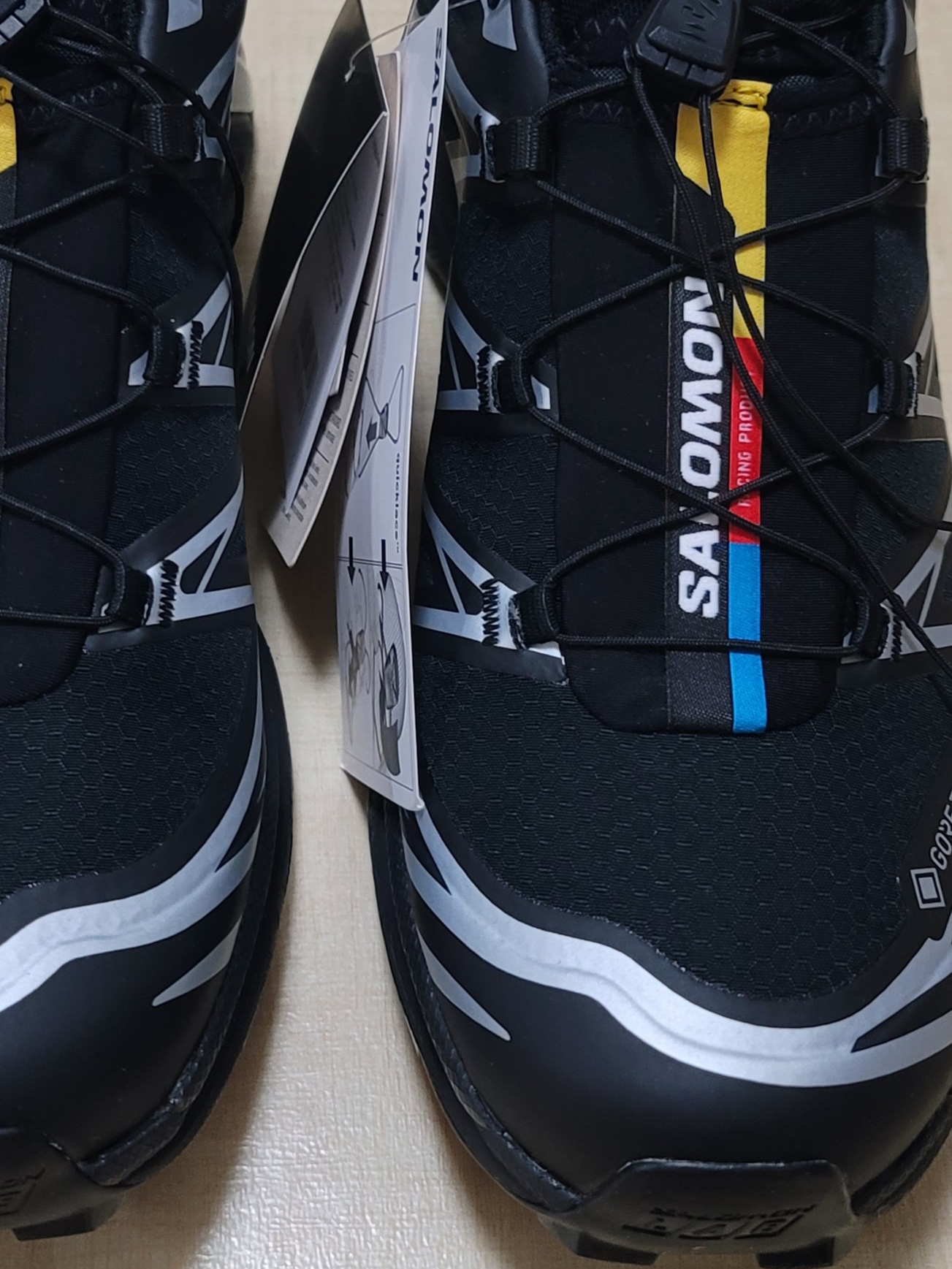 Salomon XT-6 GTX Black Silver 착용 스타일
