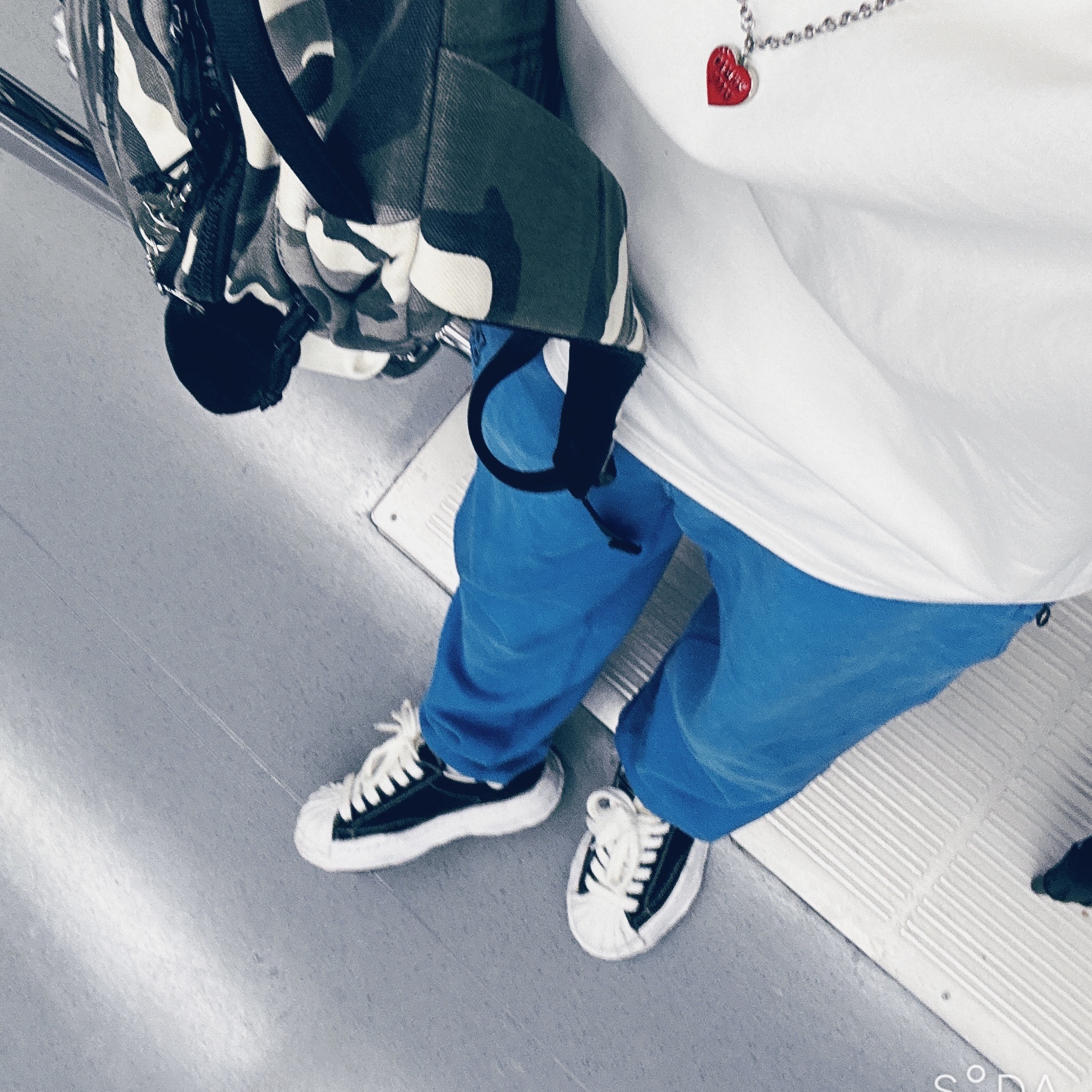 Maison Mihara Yasuhiro Blakey OG Sole Canvas Low-top Sneakers Black White, Nike x Stussy NRG Acid Washed Fleece Pants Game Royal (DR4025-480) 착용 스타일 - 1