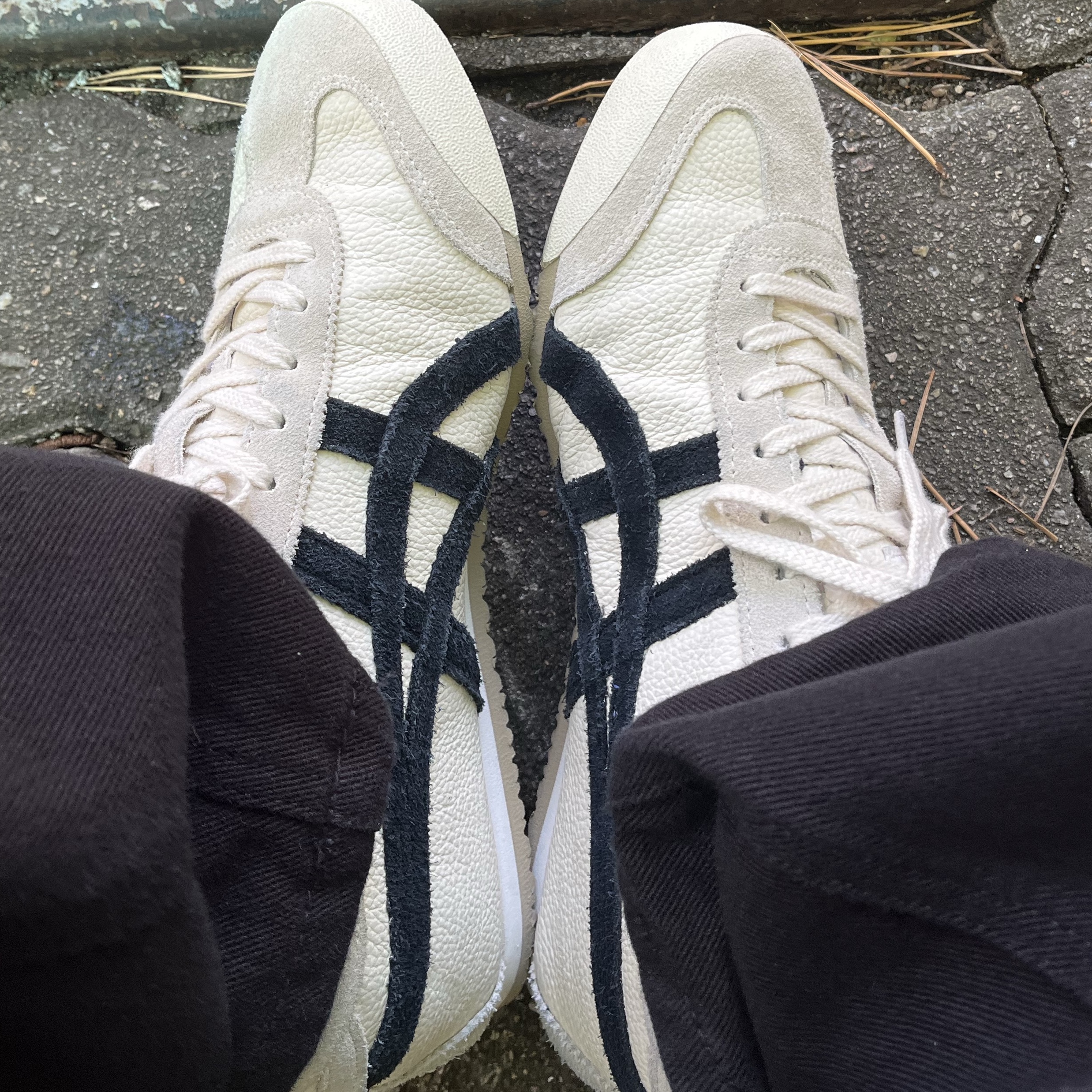 Onitsuka Tiger Mexico 66 Vintage White Black 착용 스타일