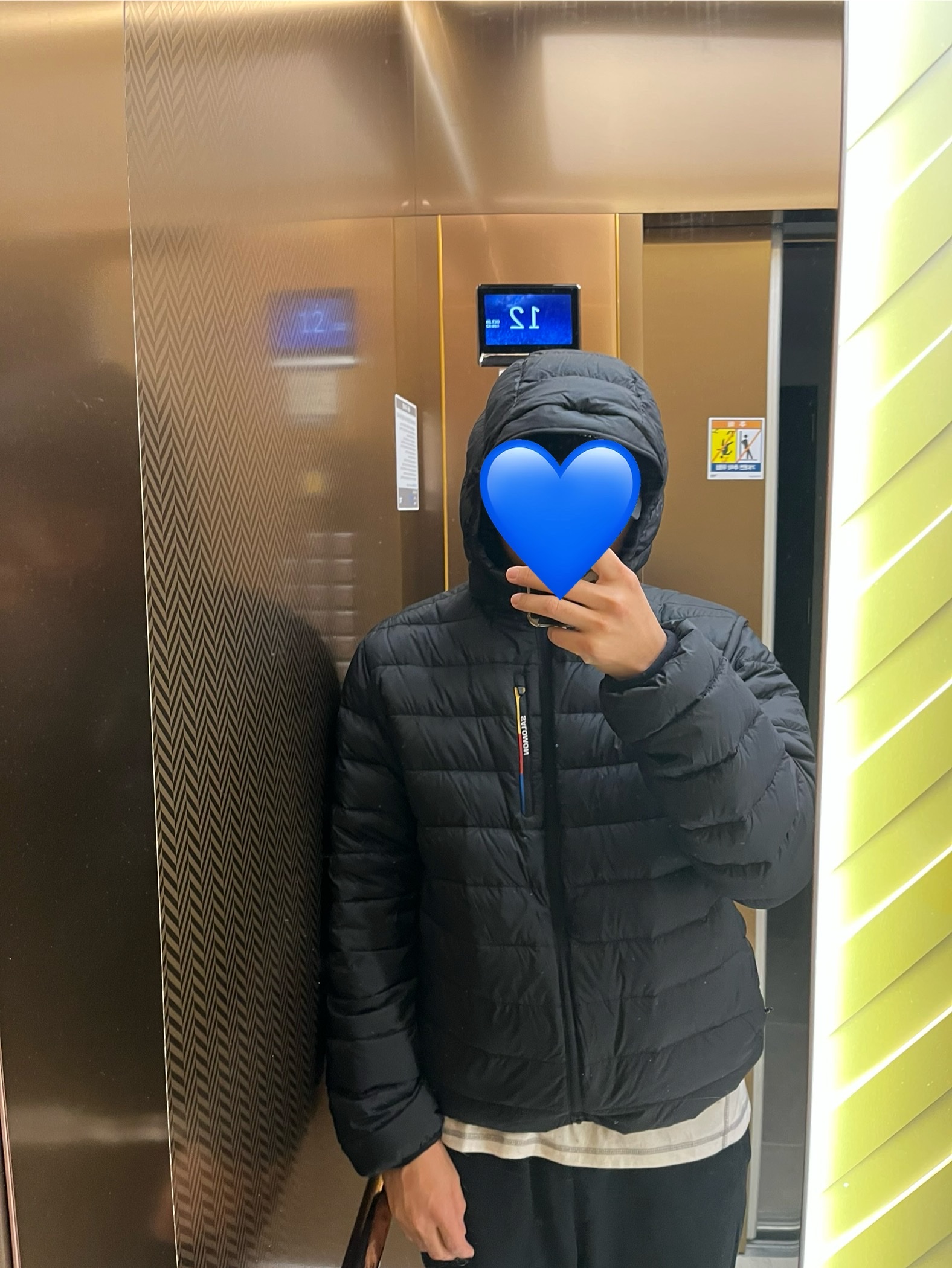 Salomon X-Fuse Hooded Down Jacket Black 착용 스타일