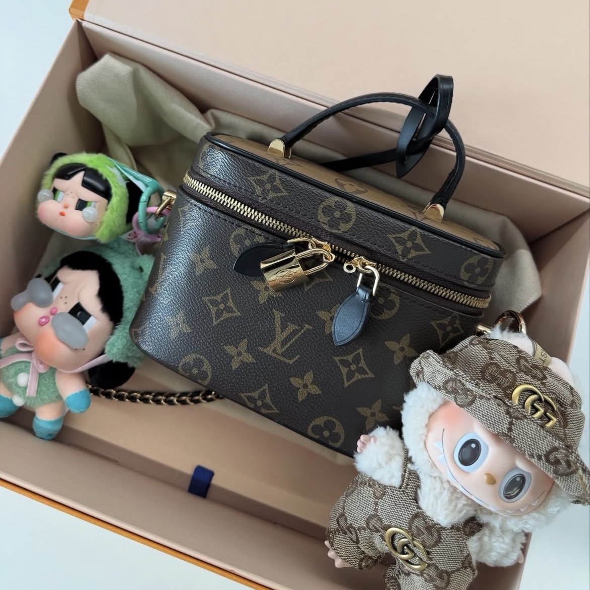 Pop Mart Crybaby x Powerpuff Girls Series Keyring Buttercup (Opened Case) 착용 스타일