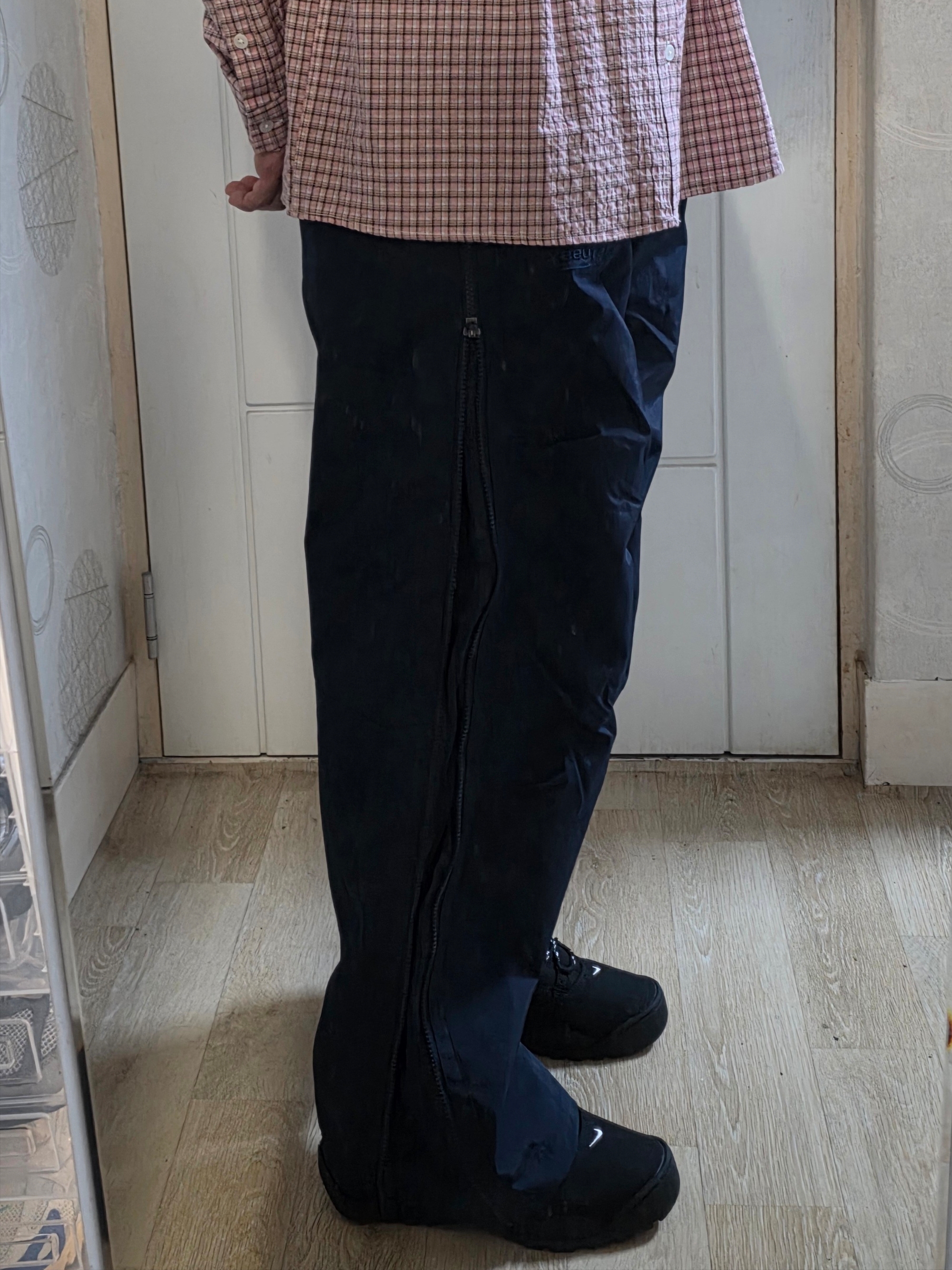 Nike x Stussy Utility Pants Obsidian (HQ8545-451) 착용 스타일 - 2