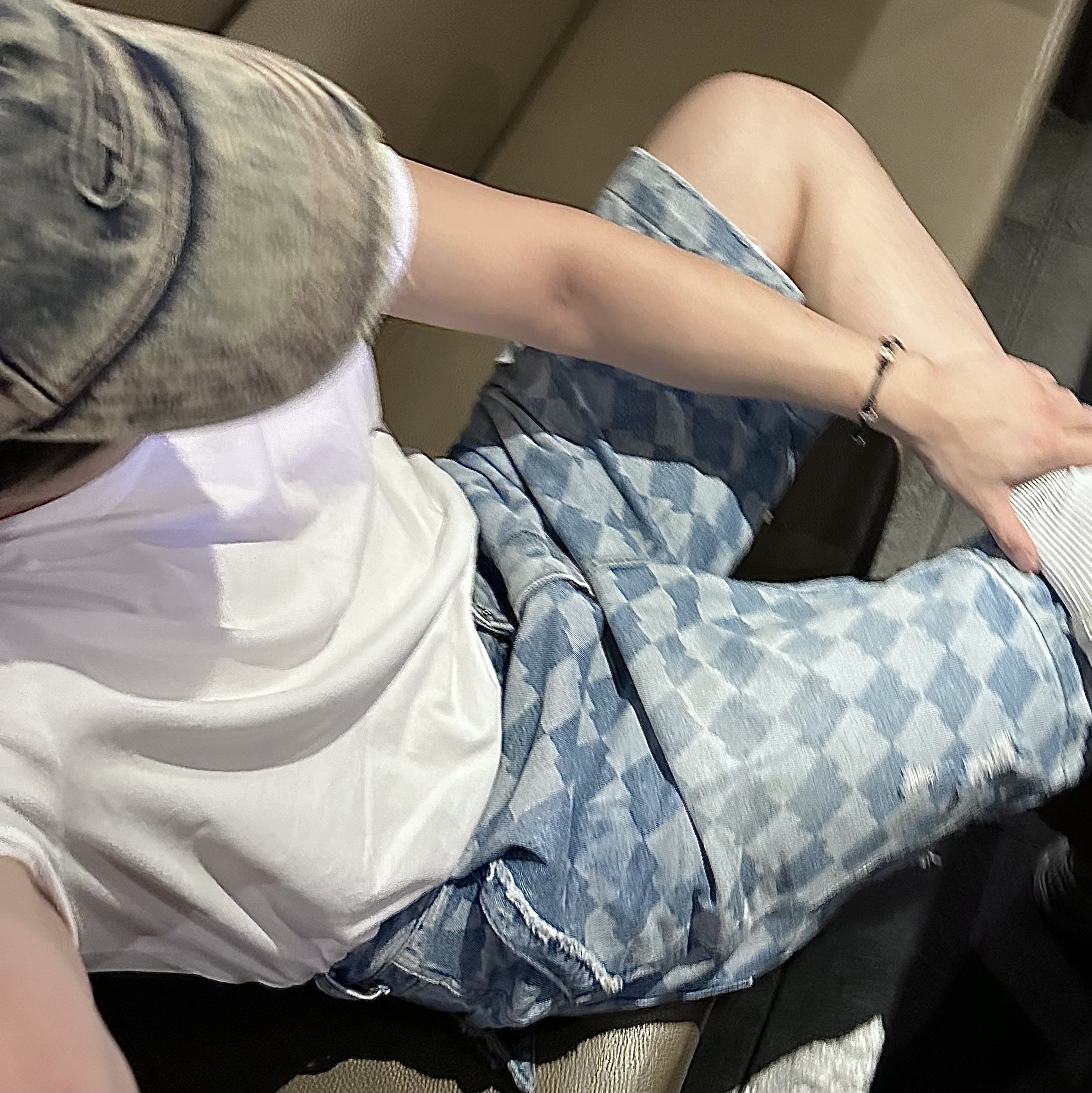 Ader Error Tenit Shorts Jeans Blue, Diesel C-Seymon Treated Denim Baseball Cap Blue White 착용 스타일 - 1