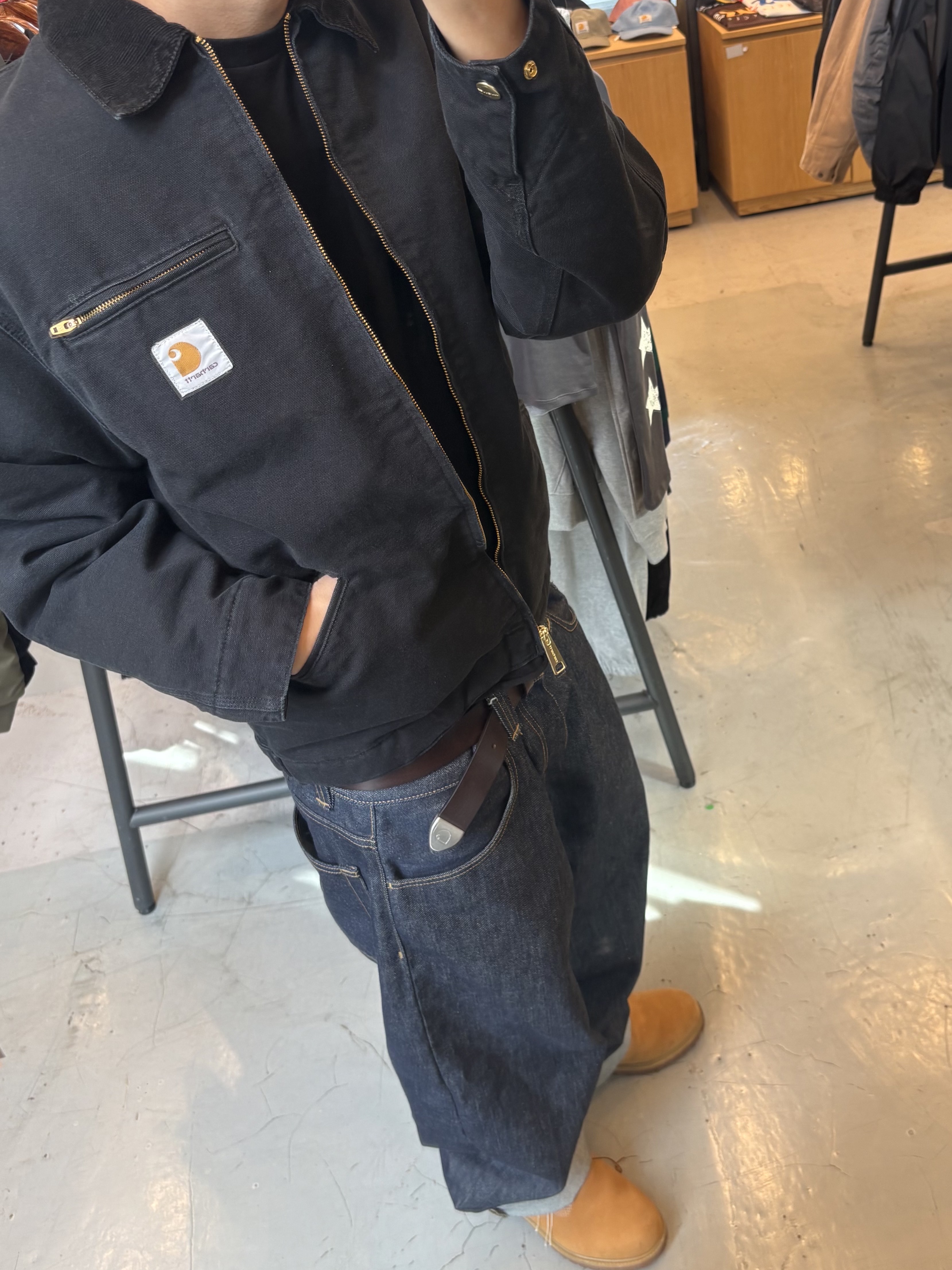 Carhartt WIP OG Detroit Jacket Black Stone Canvas, Timberland Premium 6 inch Waterproof Boot Wheat Nubuck - Wide 착용 스타일