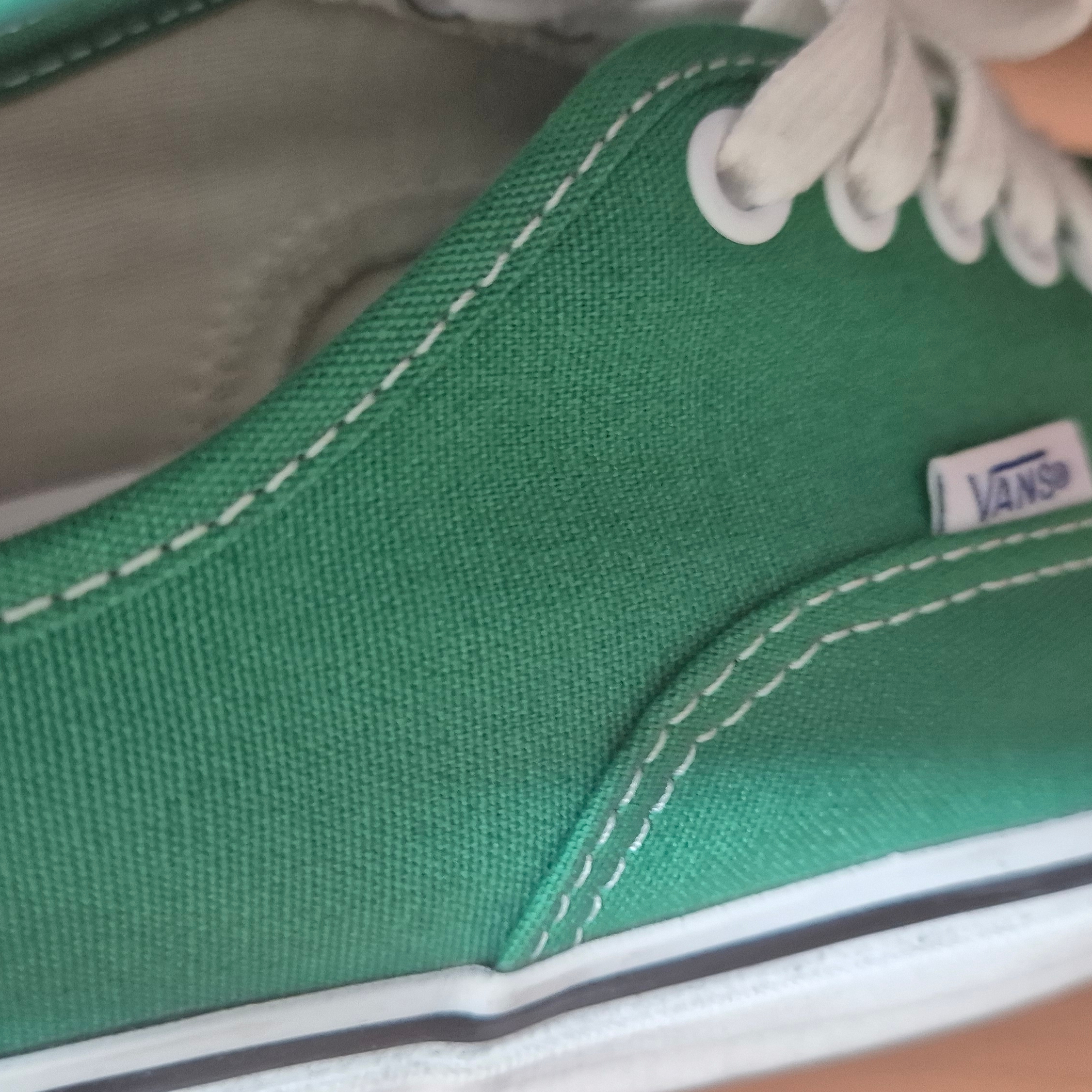 Vans Authentic 44 DX Anaheim Factory Emerald Green 착용 스타일