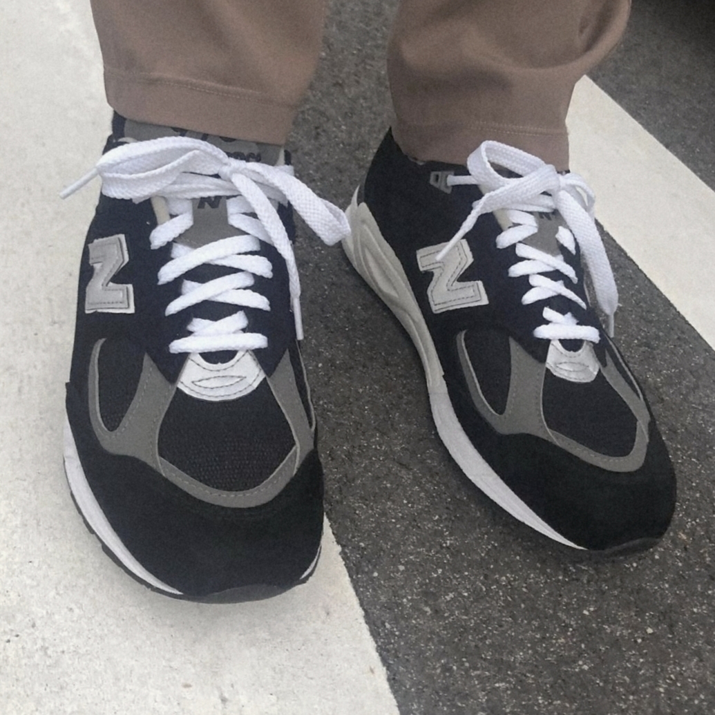 New Balance 990v2 Made in USA Black 착용 스타일