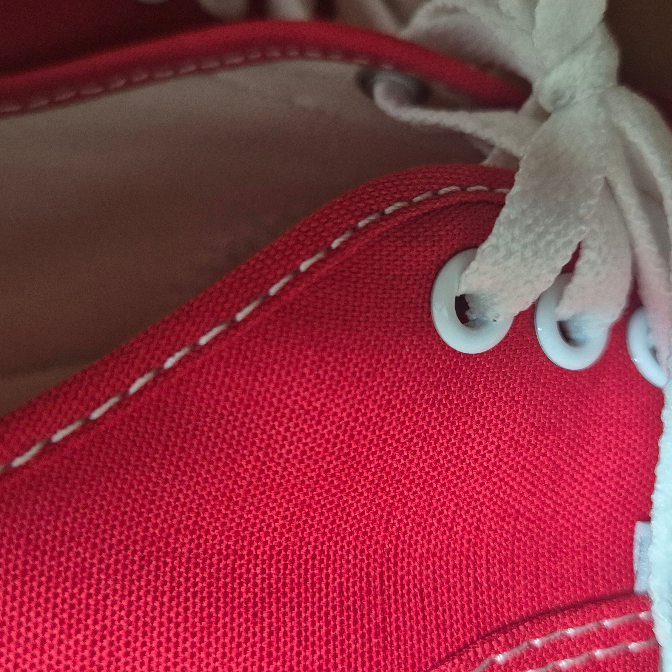 Vans Authentic Red 착용 스타일
