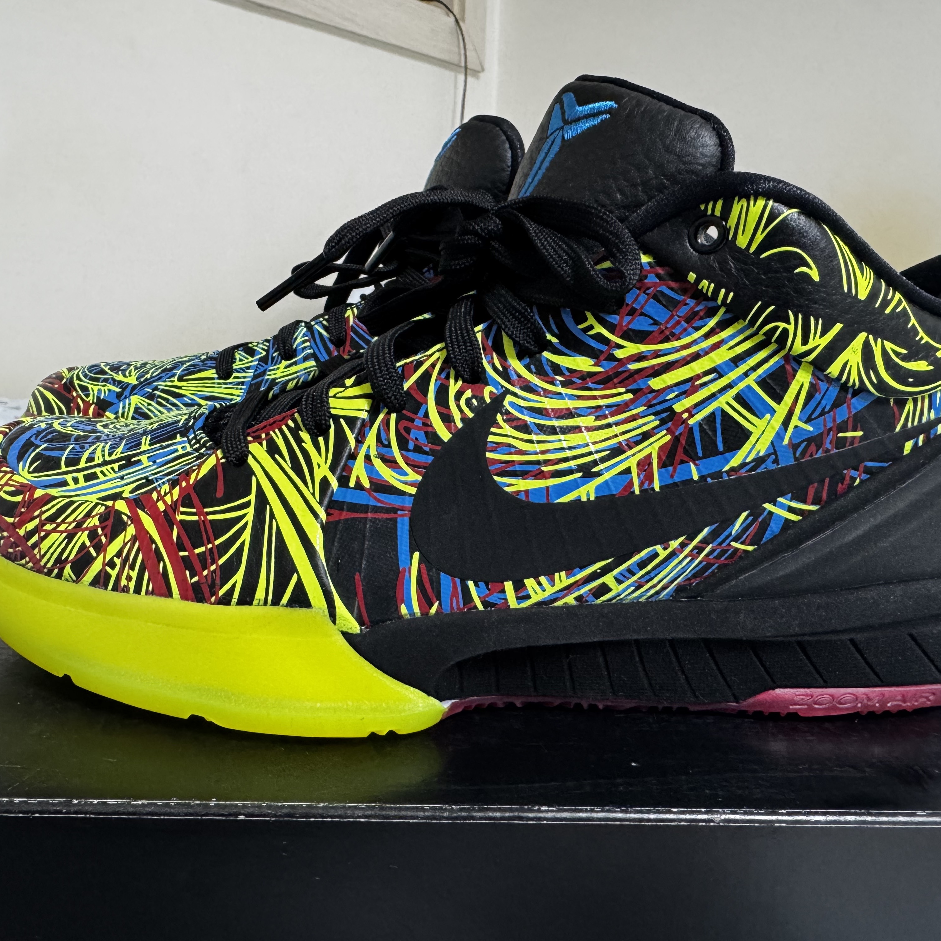Nike Kobe 4 Protro Wizenard 착용 스타일 - 2