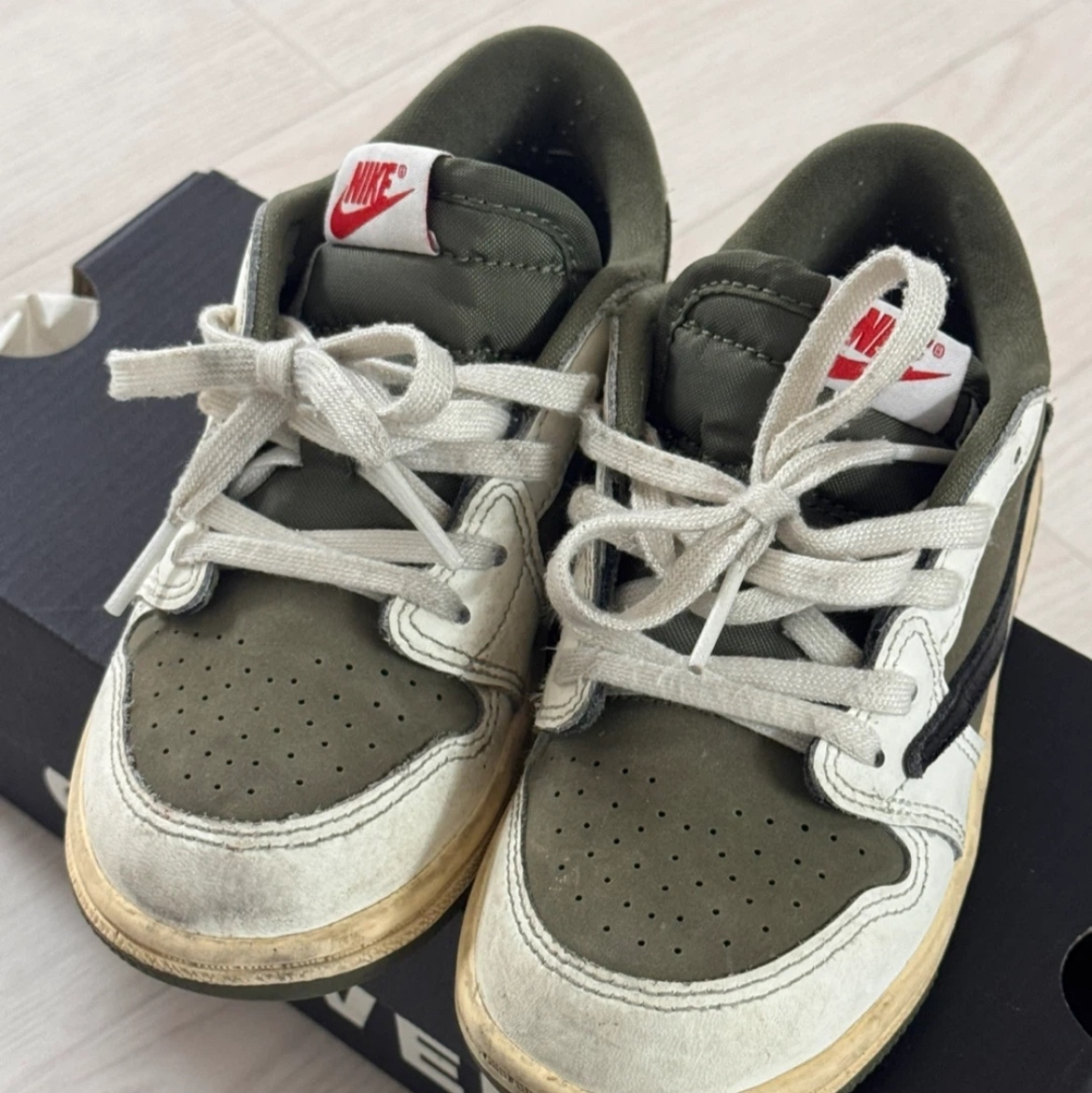 (TD) Jordan 1 x Travis Scott Retro Low OG SP Reverse Olive 착용 스타일