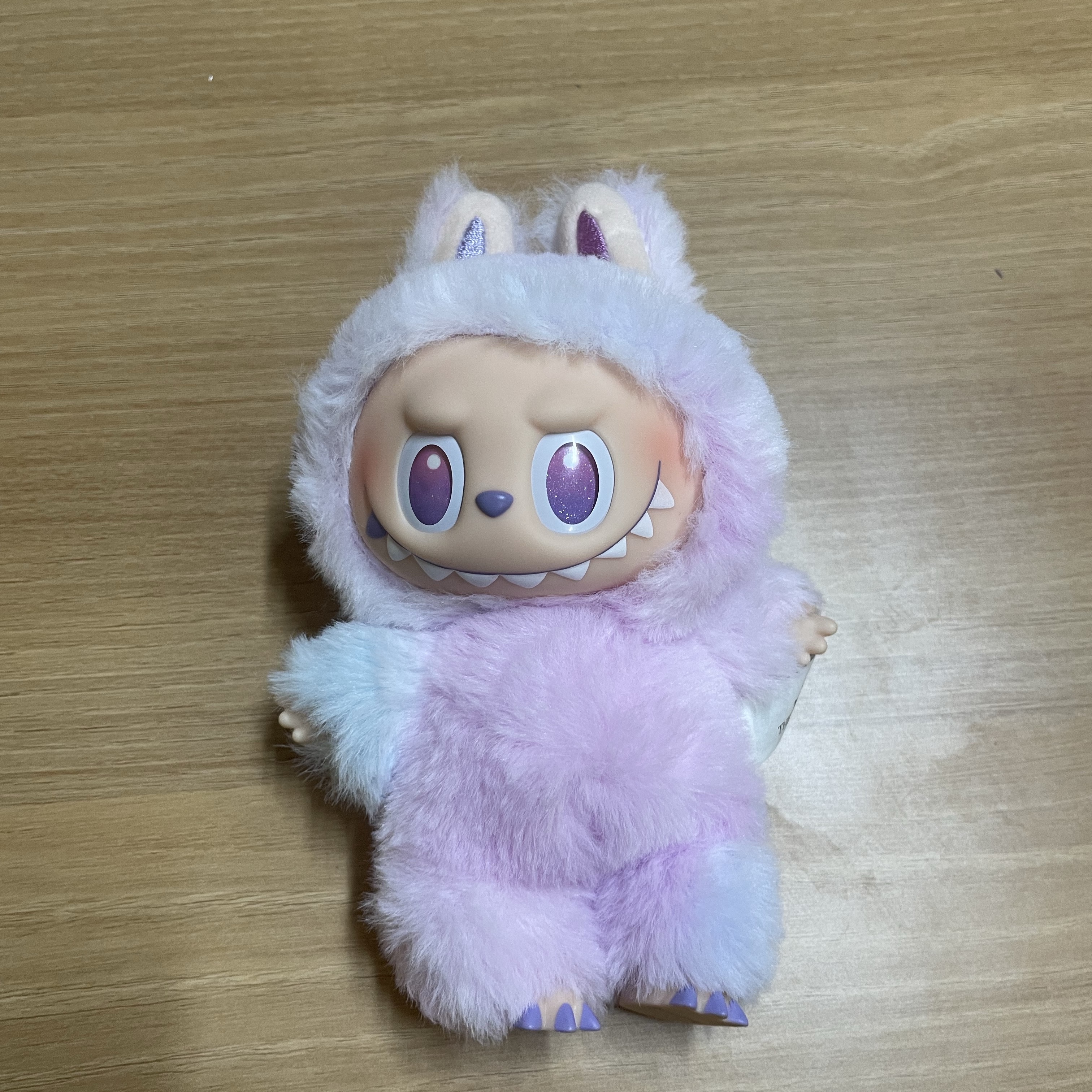 Pop Mart Labubu The Monsters Highlight Series Luck Keyring (Opened Case) 착용 스타일 - 1