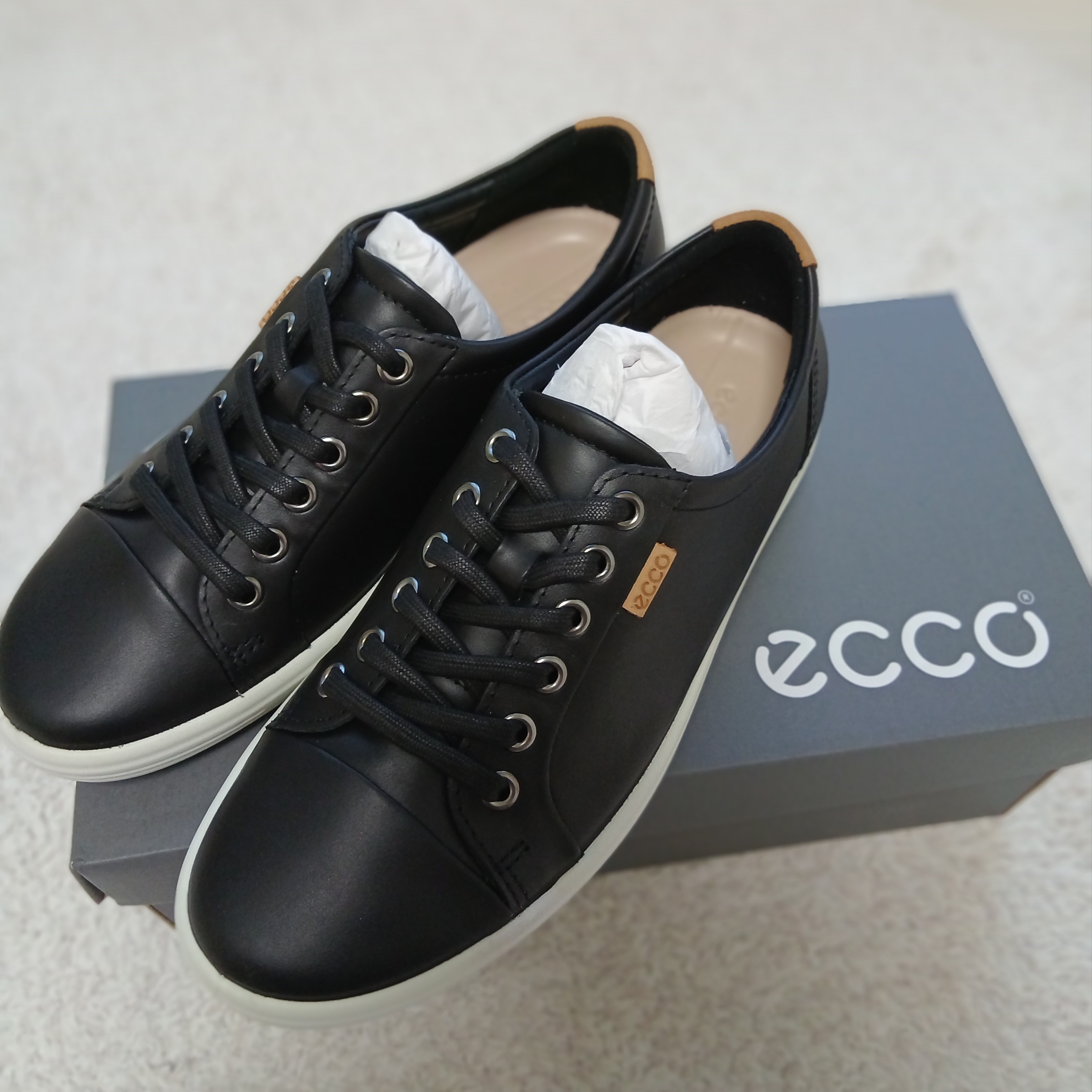 (W) Ecco Soft 7 Shoes Black 착용 스타일 - 2