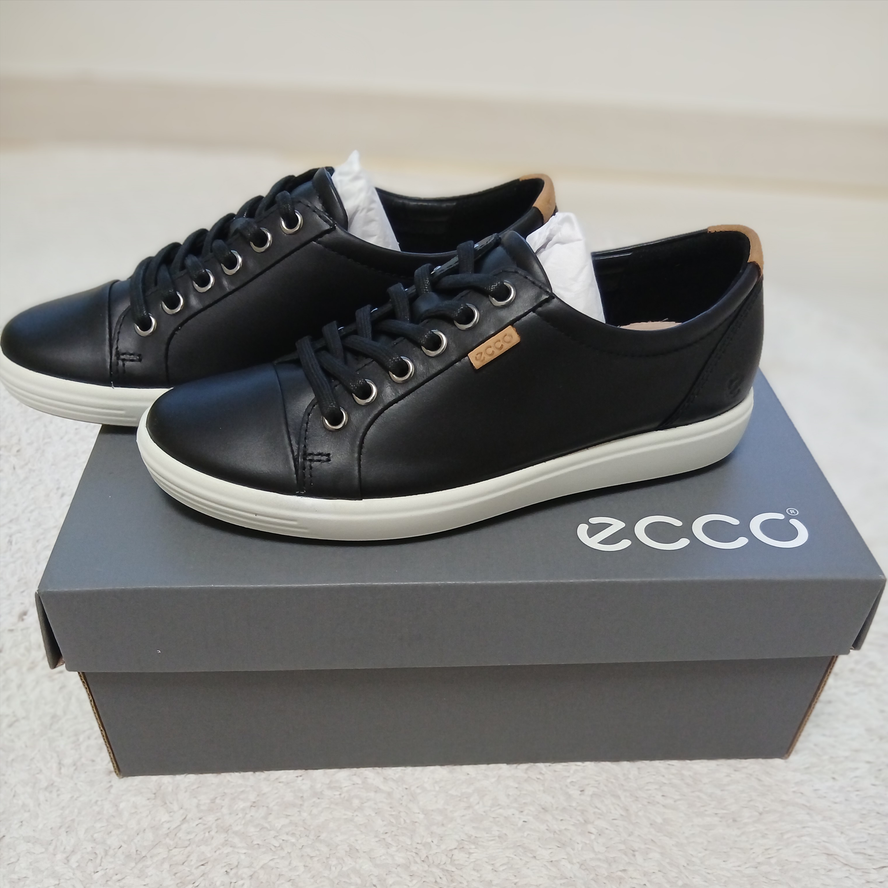 (W) Ecco Soft 7 Shoes Black 착용 스타일 - 9