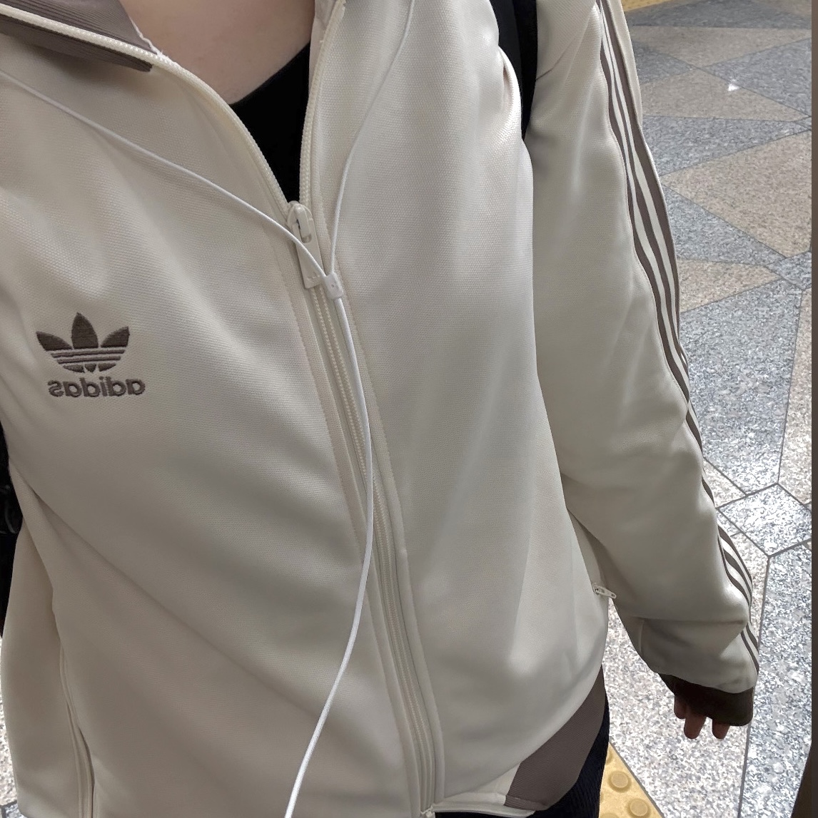 Adidas Adicolor Classic Beckenbauer Track Top Wonder White Trace Brown - KR Sizing 착용 스타일