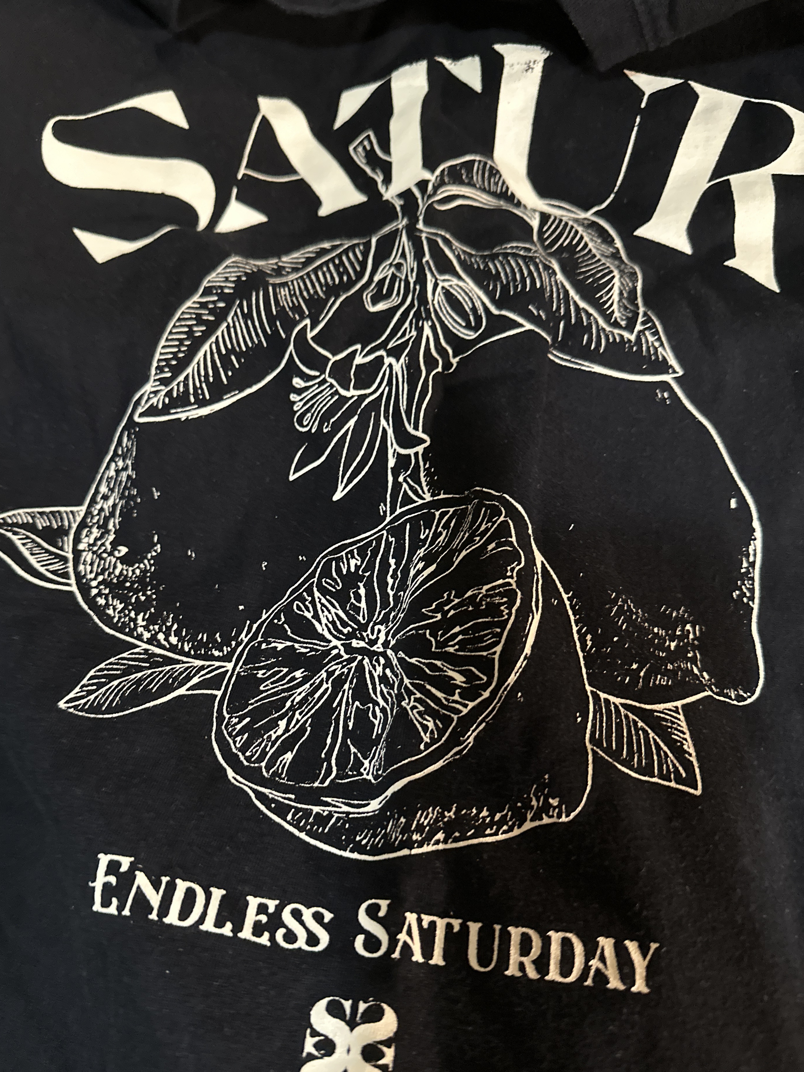 Satur Cafri Citron Drawing Summer Graphic T-Shirt Black 착용 스타일