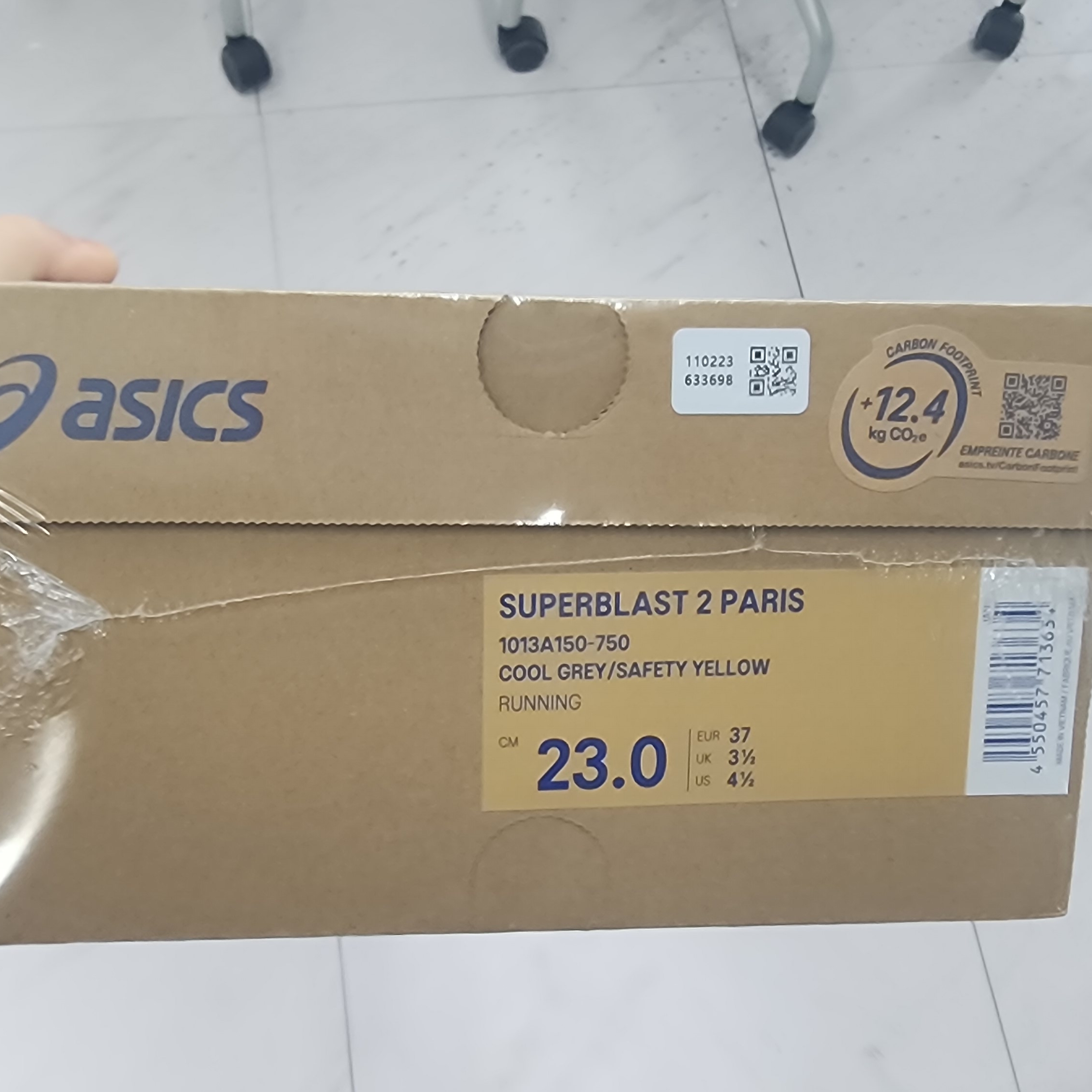 Asics Superblast 2 Paris Cool Grey Safety Yellow 착용 스타일 - 2