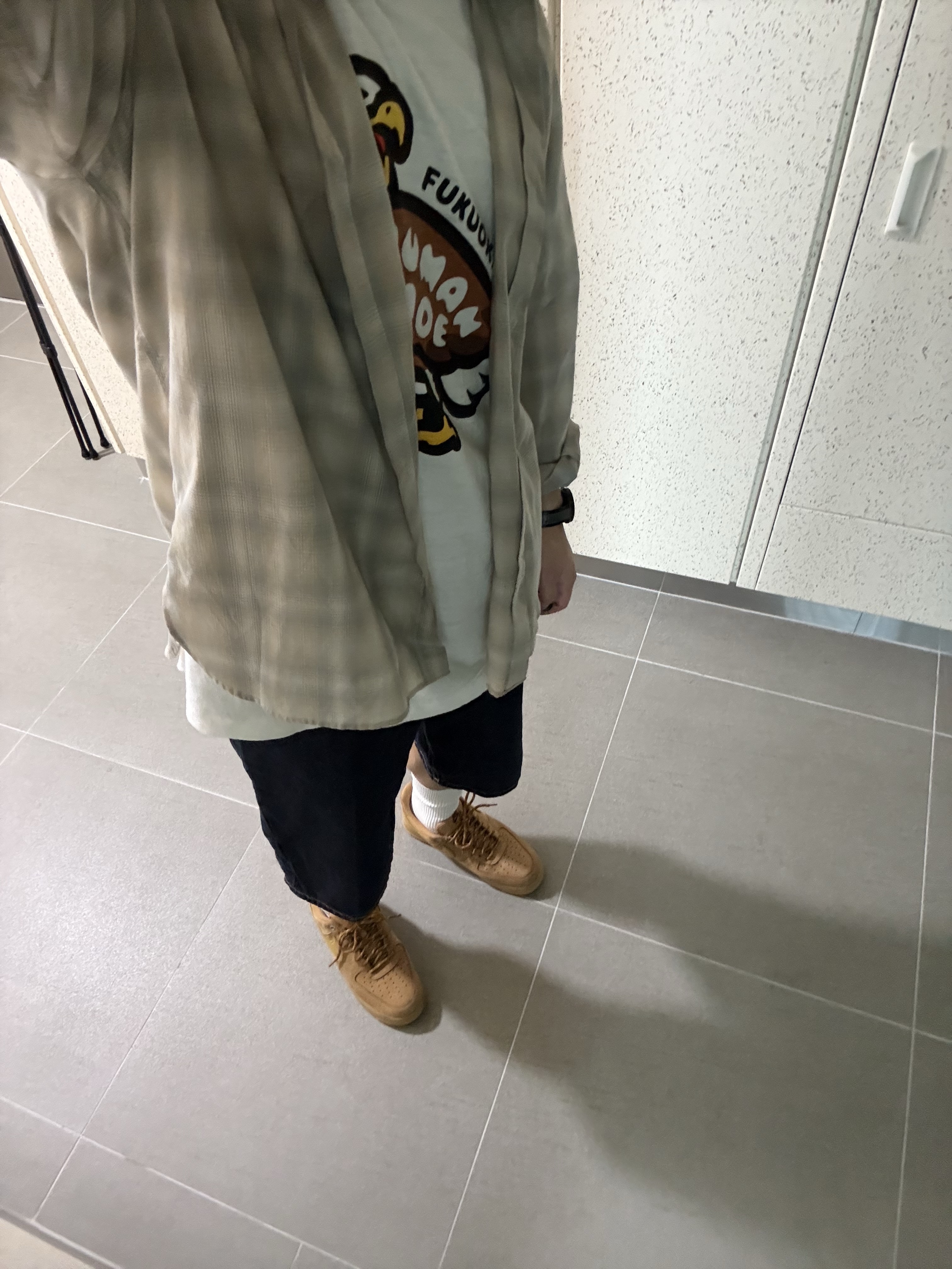 Nike Air Force 1 '07 WB Flax 착용 스타일 - 2