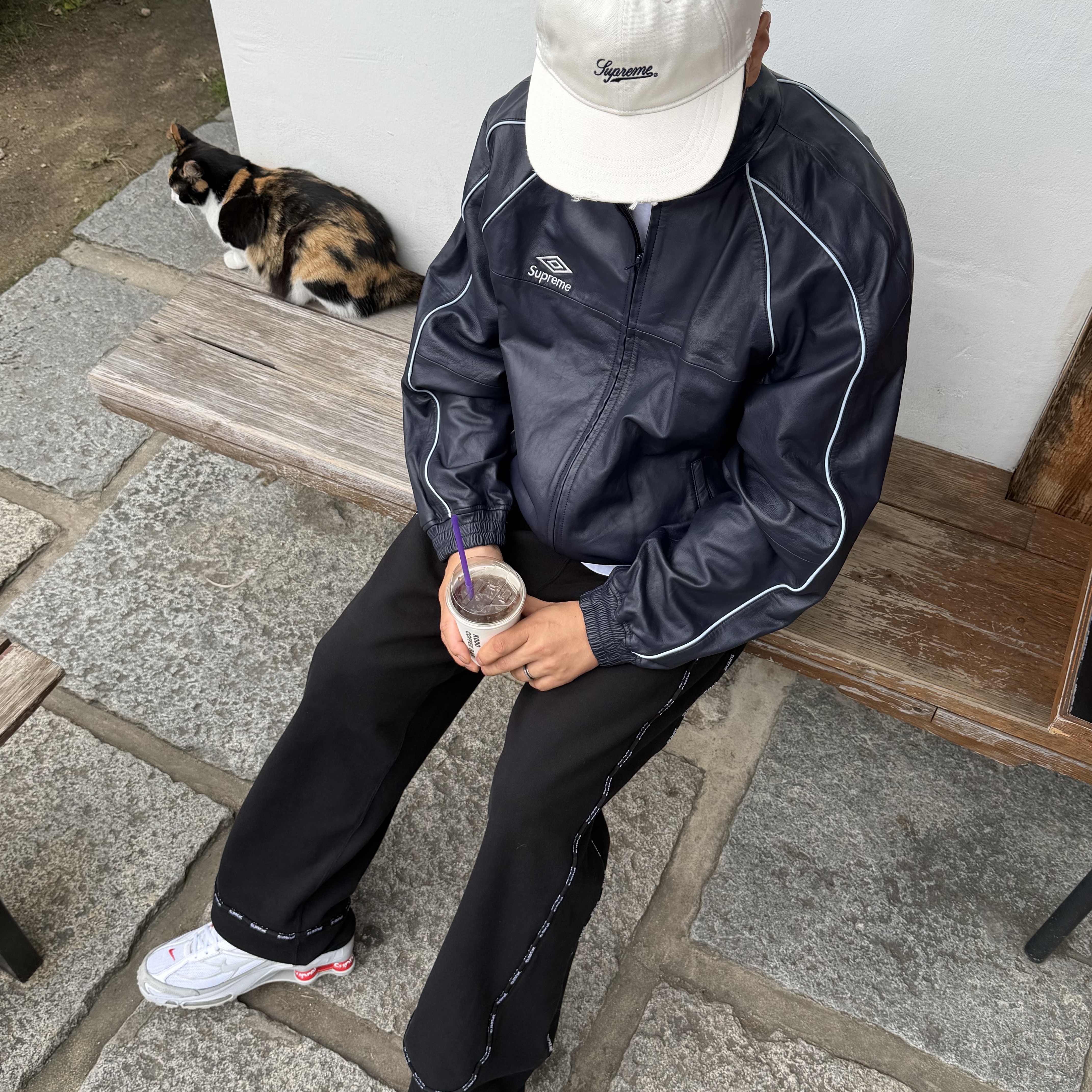 Supreme x Umbro Leather Track Jacket Navy - 25FW 착용 스타일
