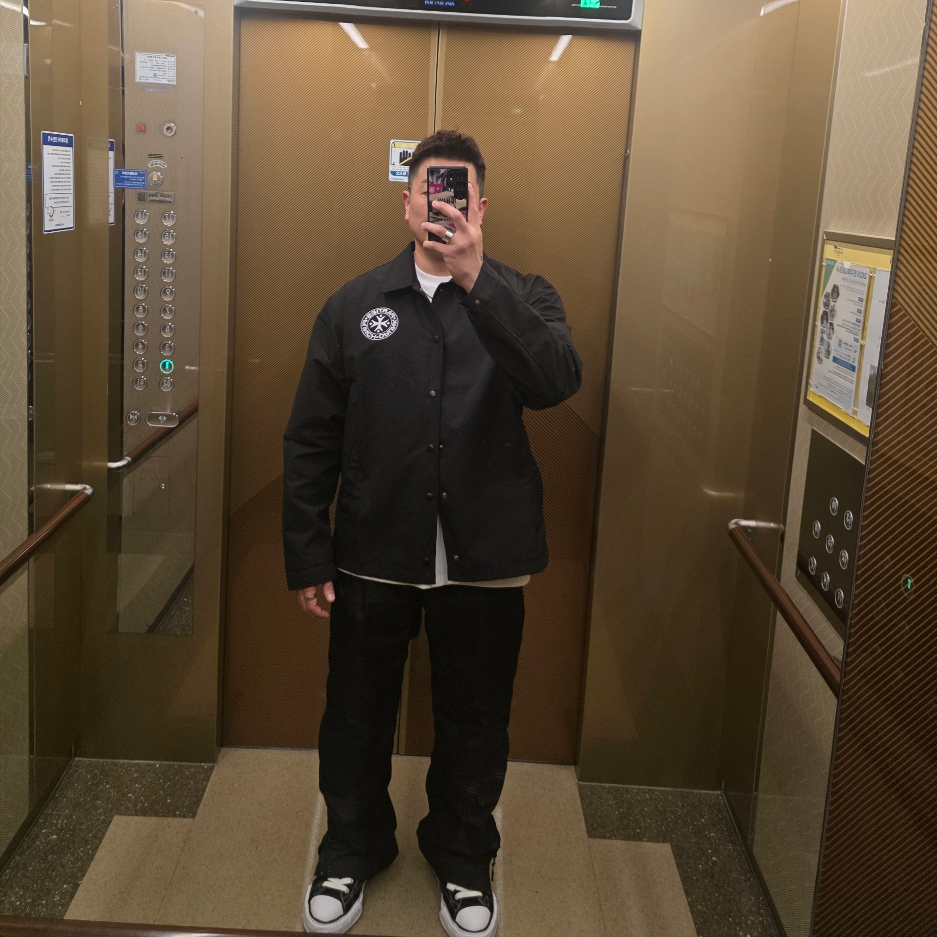 Maison Mihara Yasuhiro Peterson OG Sole Canvas Low Sneakers Black, Punch Drunk Parties GhostMark 2-Way Wind Pants BLACK 착용 스타일