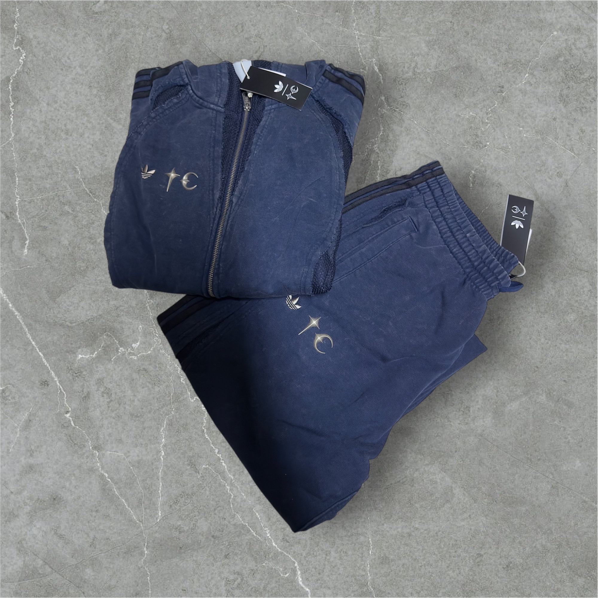 Adidas x Thug Club Teamgeist Sweat Hooded Zip Up Night Indigo - KR Sizing, Adidas x Thug Club Teamgeist Sweatpants Night Indigo - KR Sizing 착용 스타일