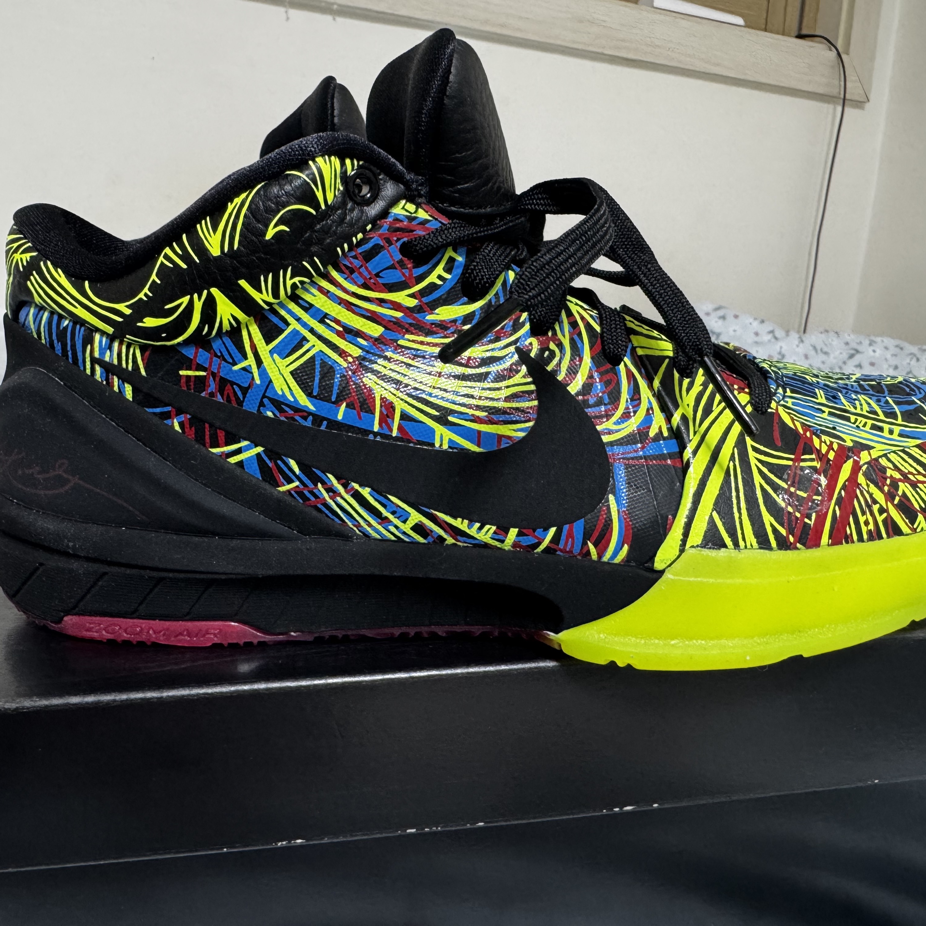 Nike Kobe 4 Protro Wizenard 착용 스타일 - 3