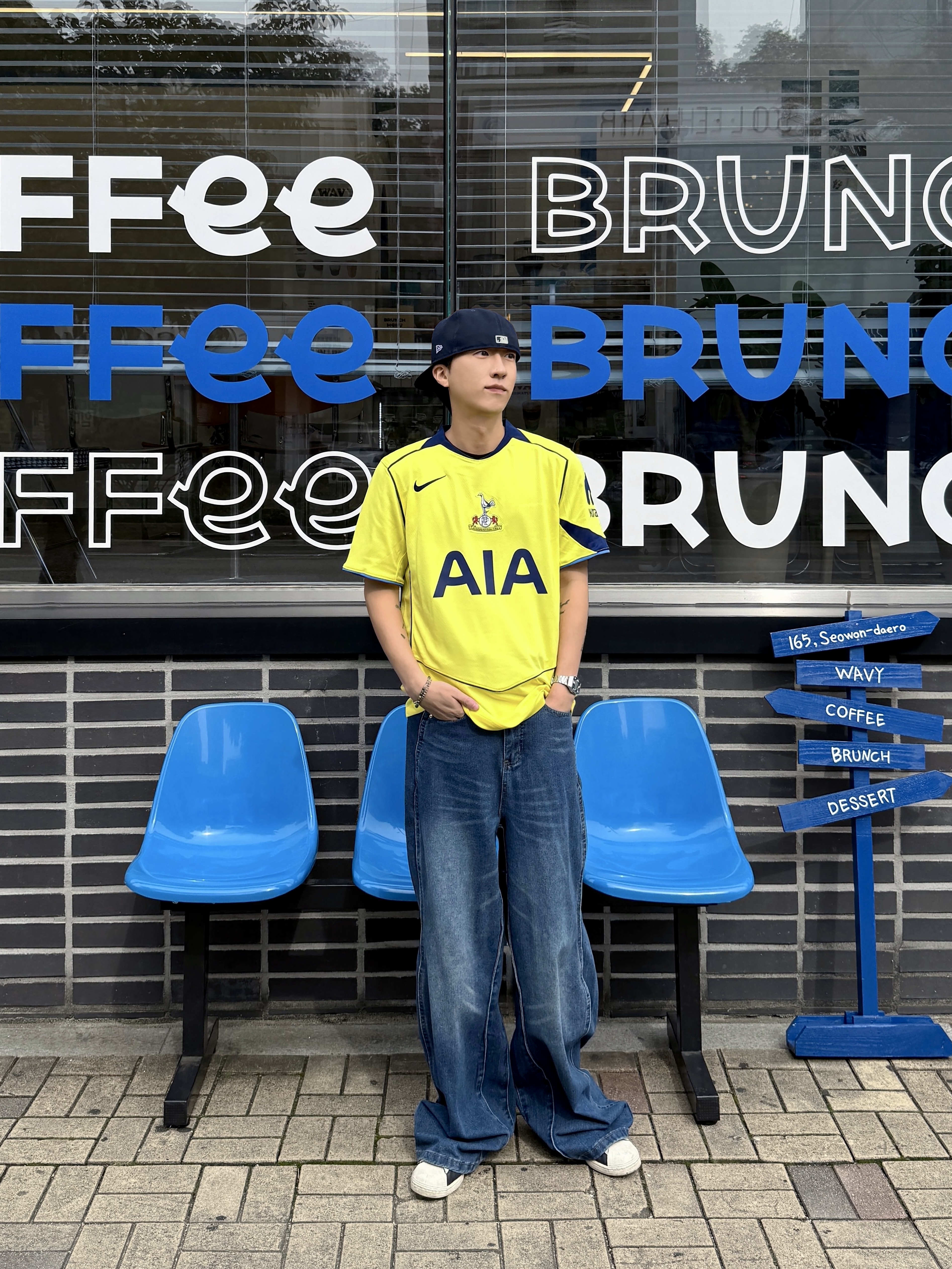 Nike Tottenham Hotspur 2025/26 Stadium 3rd Dri-FIT Total 90 Replica Jersey Dynamic Yellow Blue Void Pacific Blue (Non Marking Ver.) 착용 스타일 - 1