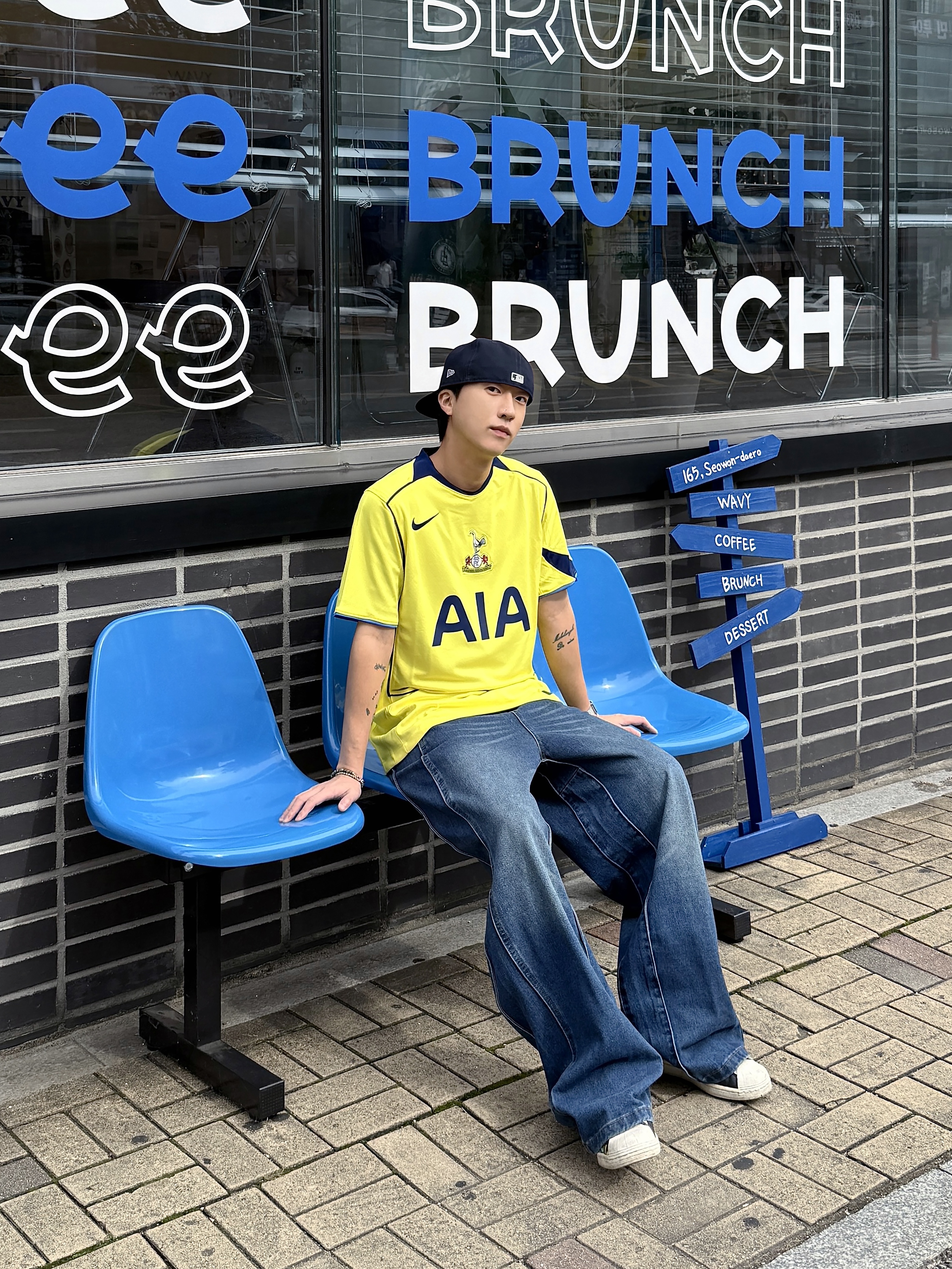 Nike Tottenham Hotspur 2025/26 Stadium 3rd Dri-FIT Total 90 Replica Jersey Dynamic Yellow Blue Void Pacific Blue (Non Marking Ver.) 착용 스타일 - 2