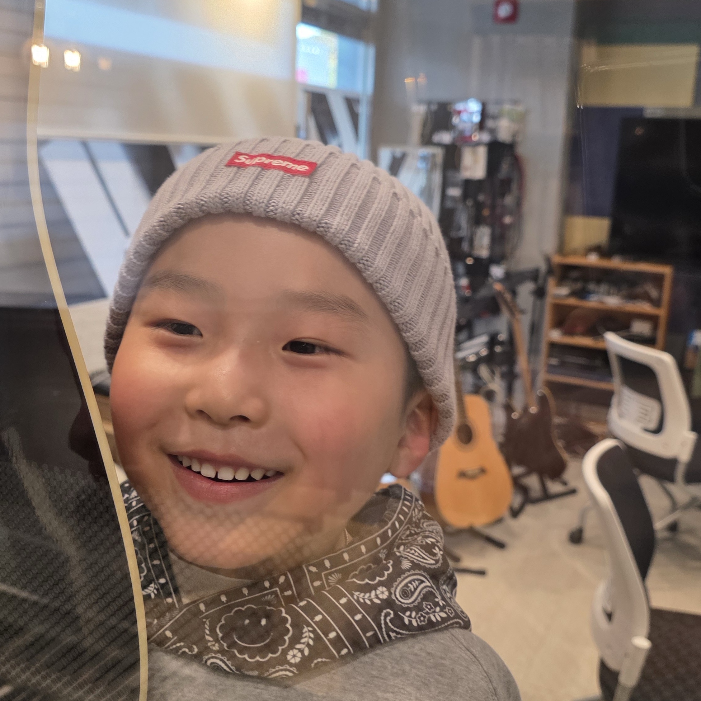 Supreme Overdyed Beanie Grey - 21SS 착용 스타일 - 2