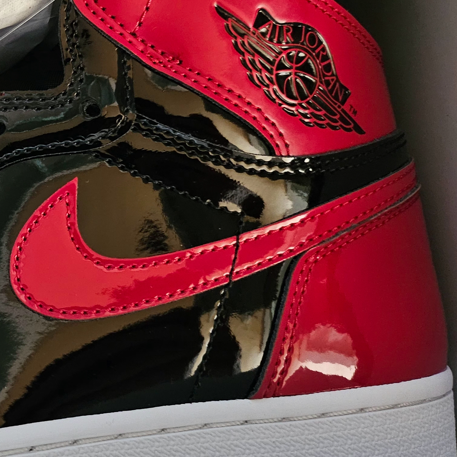 Jordan 1 Retro High OG Patent Bred 착용 스타일