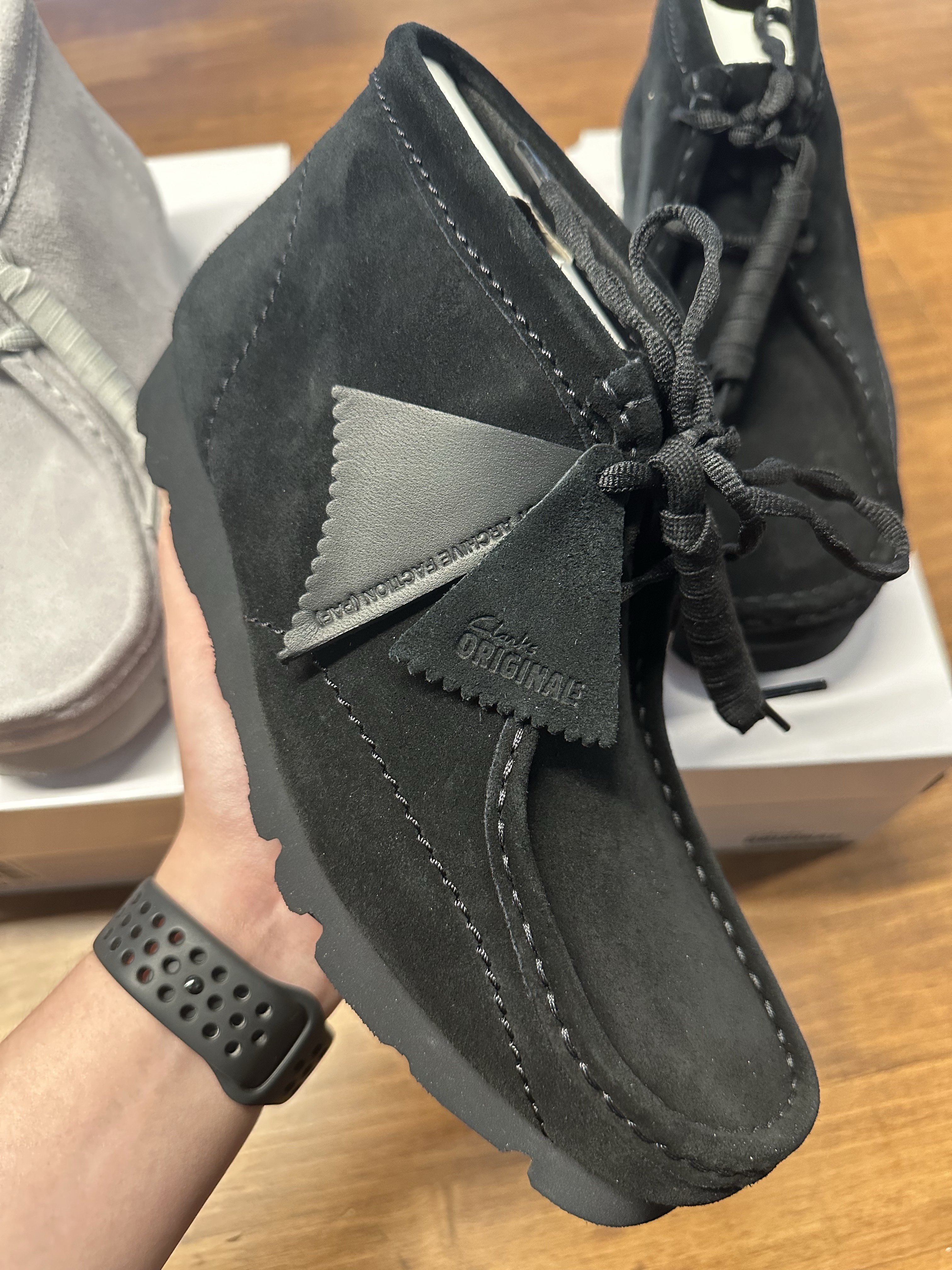 Clarks x Post Archive Faction (Paf) WallabeeBT Black Suede 착용 스타일