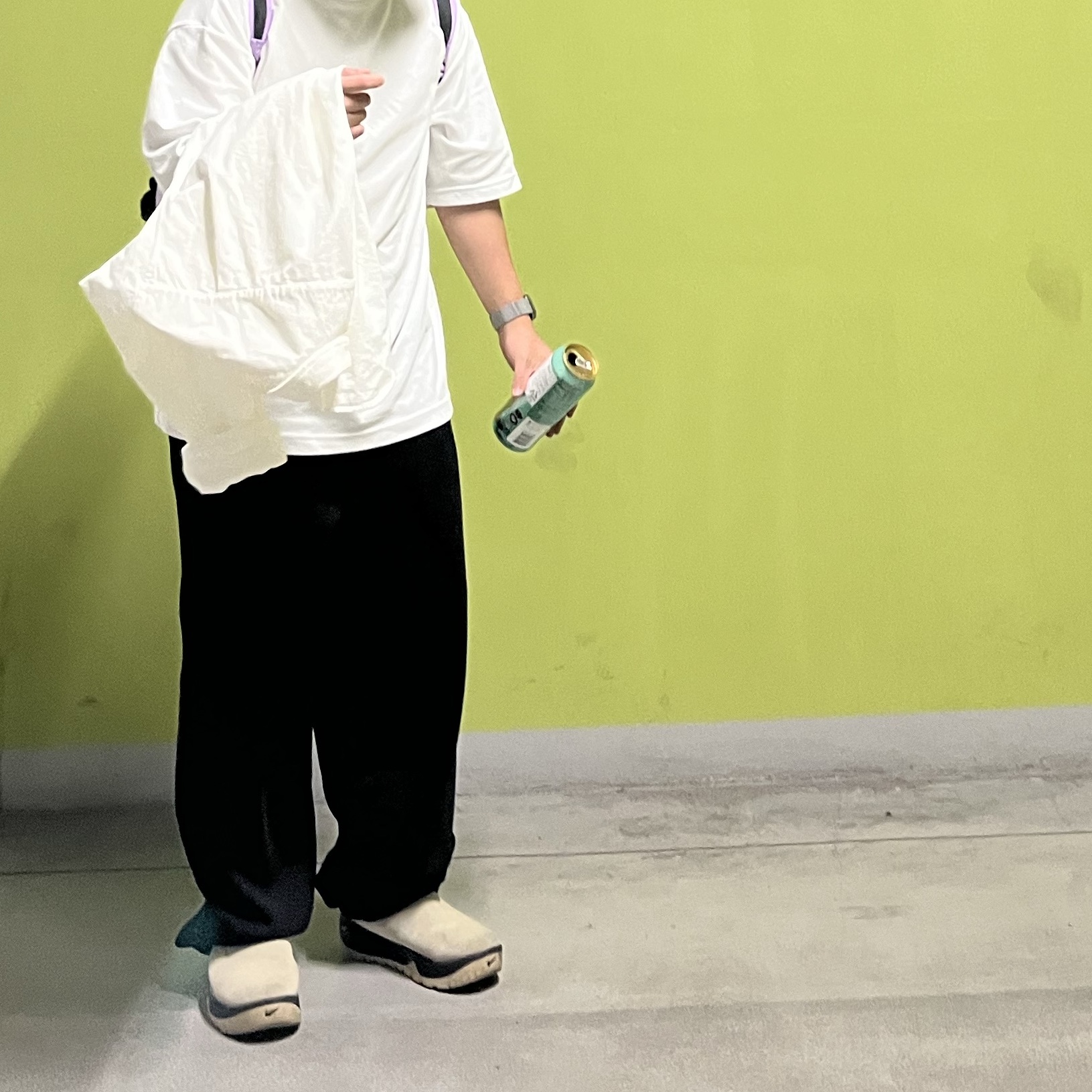 Nike ACG Rufus Limestone and Black, Supreme Small Box Shirt White Denim - 24FW 착용 스타일