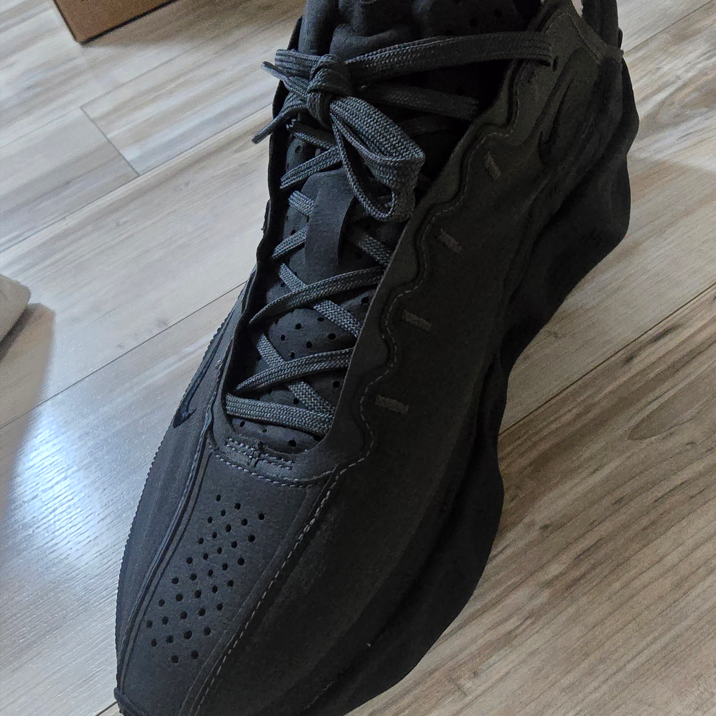 Nike x Hyein Seo Ava Rover Black 착용 스타일