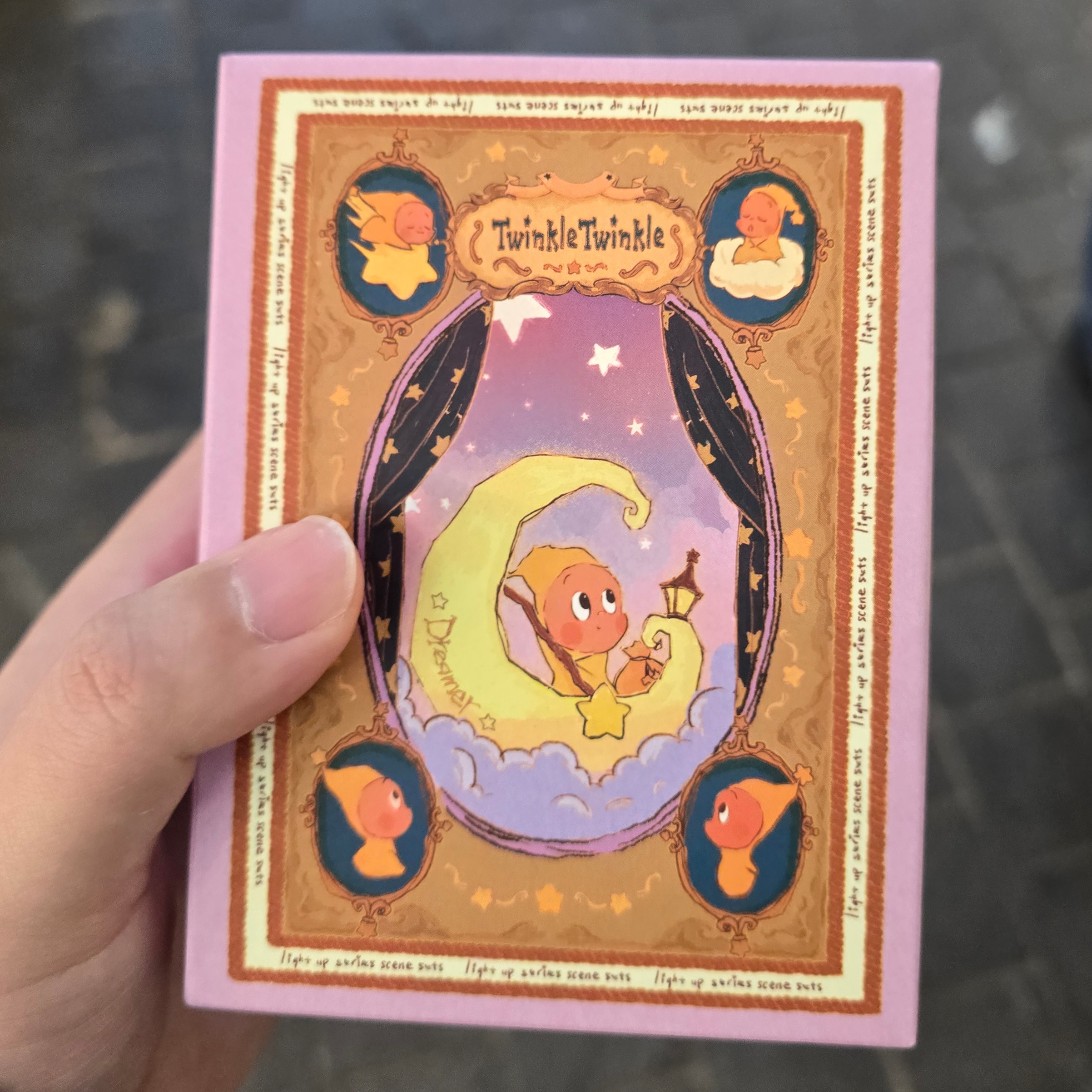 Pop Mart Twinkle Twinkle Light Up Series Scene Sets Sealed Case (1 Blind Box) 착용 스타일