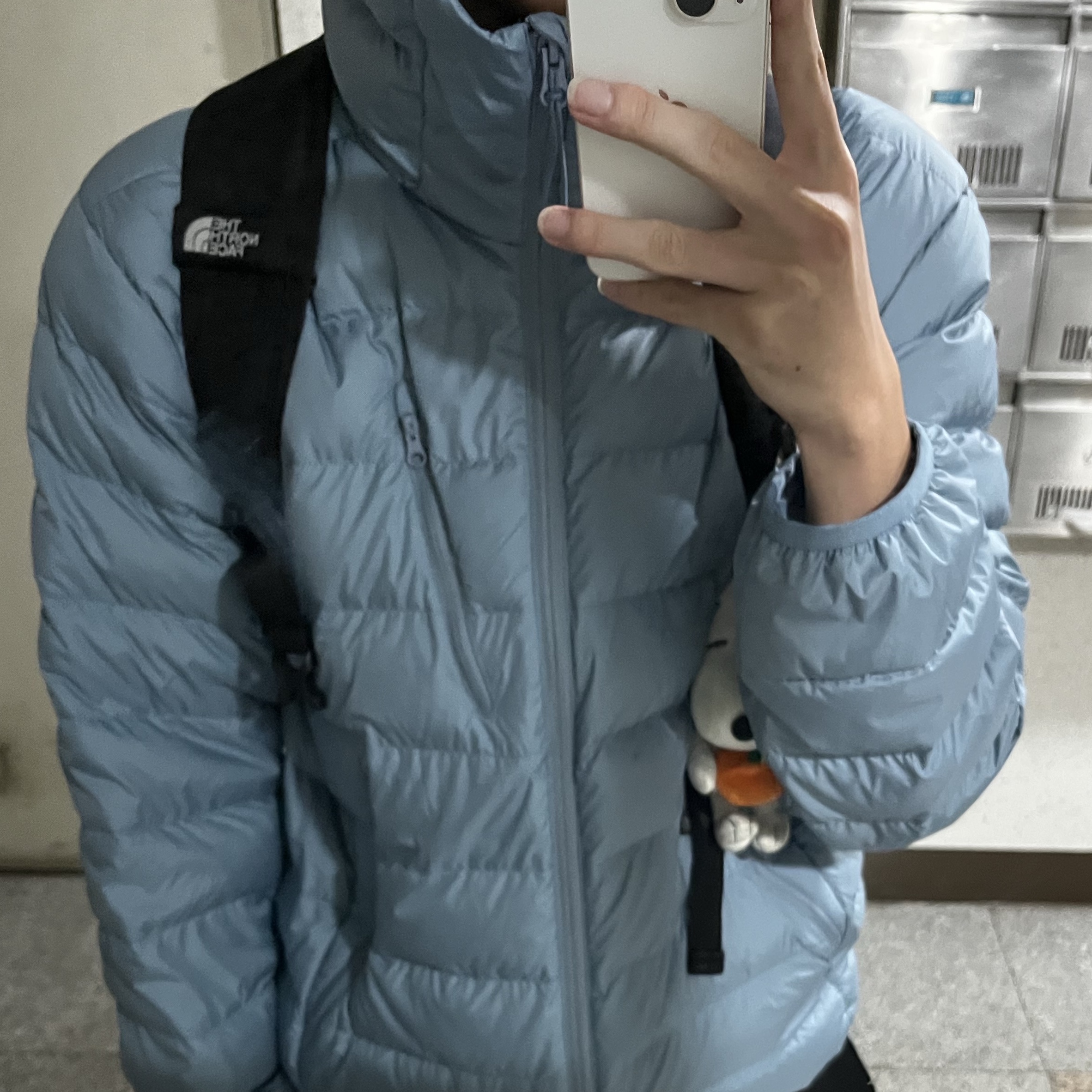 Musinsa Standard City Leisure Hooded Light Down Jacket Moon Blue 착용 스타일 - 1