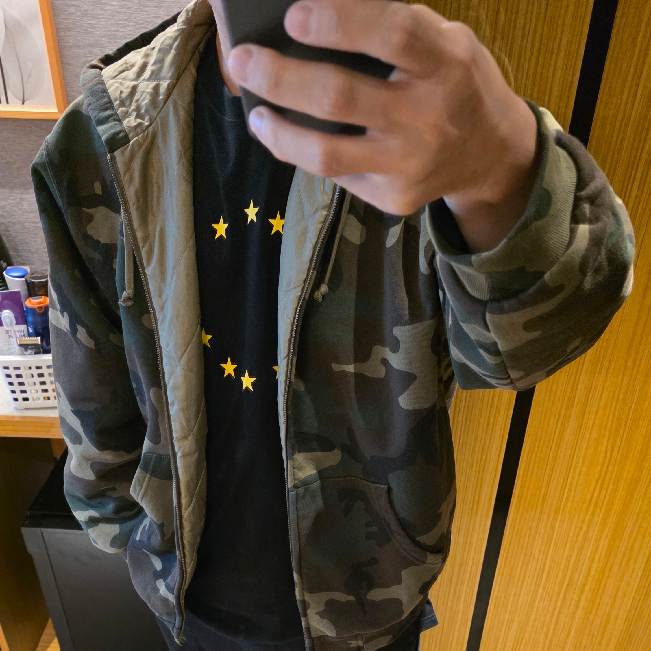 Supreme x Dickies Quilted Lined Zip Up Hooded Sweatshirt Woodland Camo - 25FW 착용 스타일 - 2