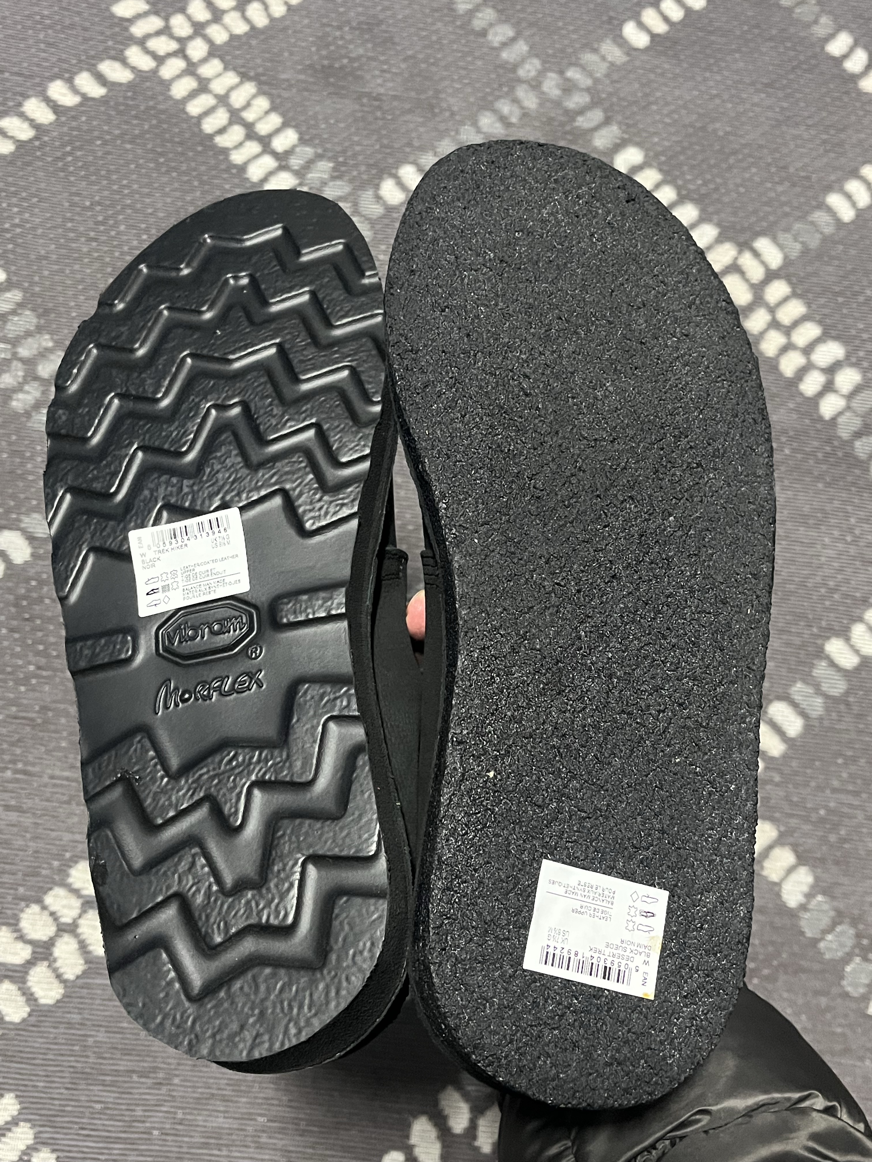 Clarks Desert Trek Black Suede, Clarks Desert Trek Hiker Black 착용 스타일 - 3