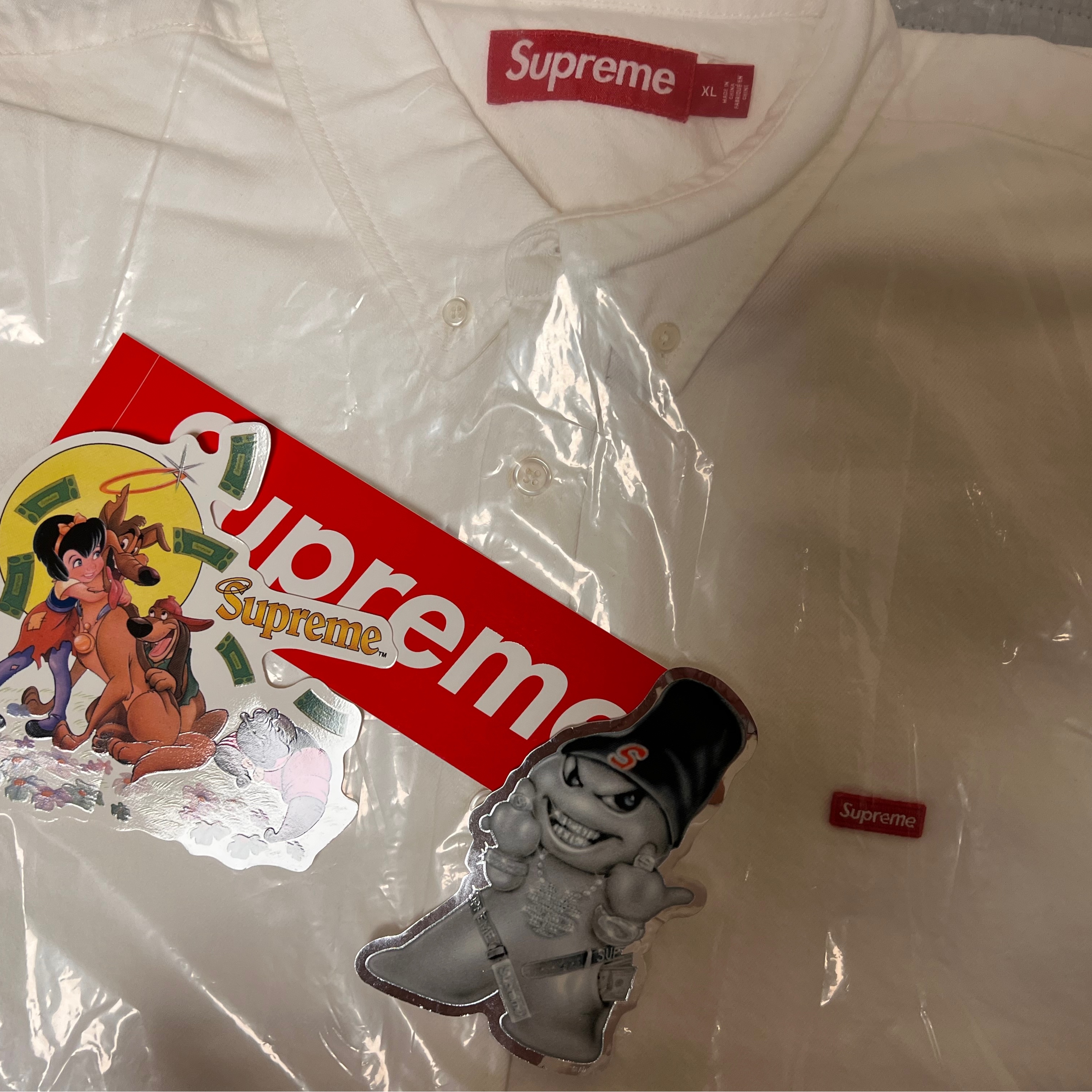 Supreme Small Box Denim Shirt White - 25FW 착용 스타일