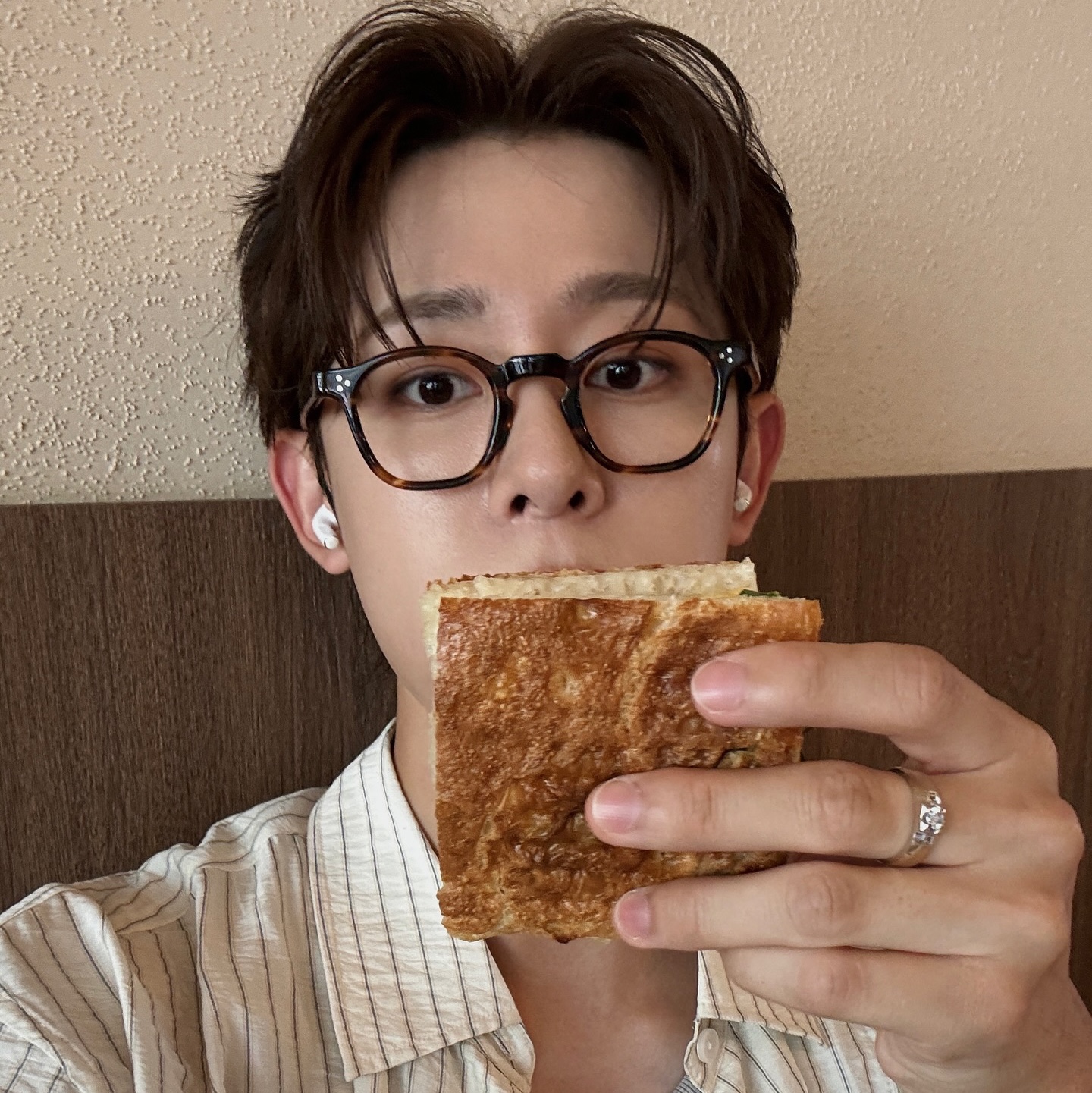 lash Lunettes 01 Havana 착용 스타일 - 3