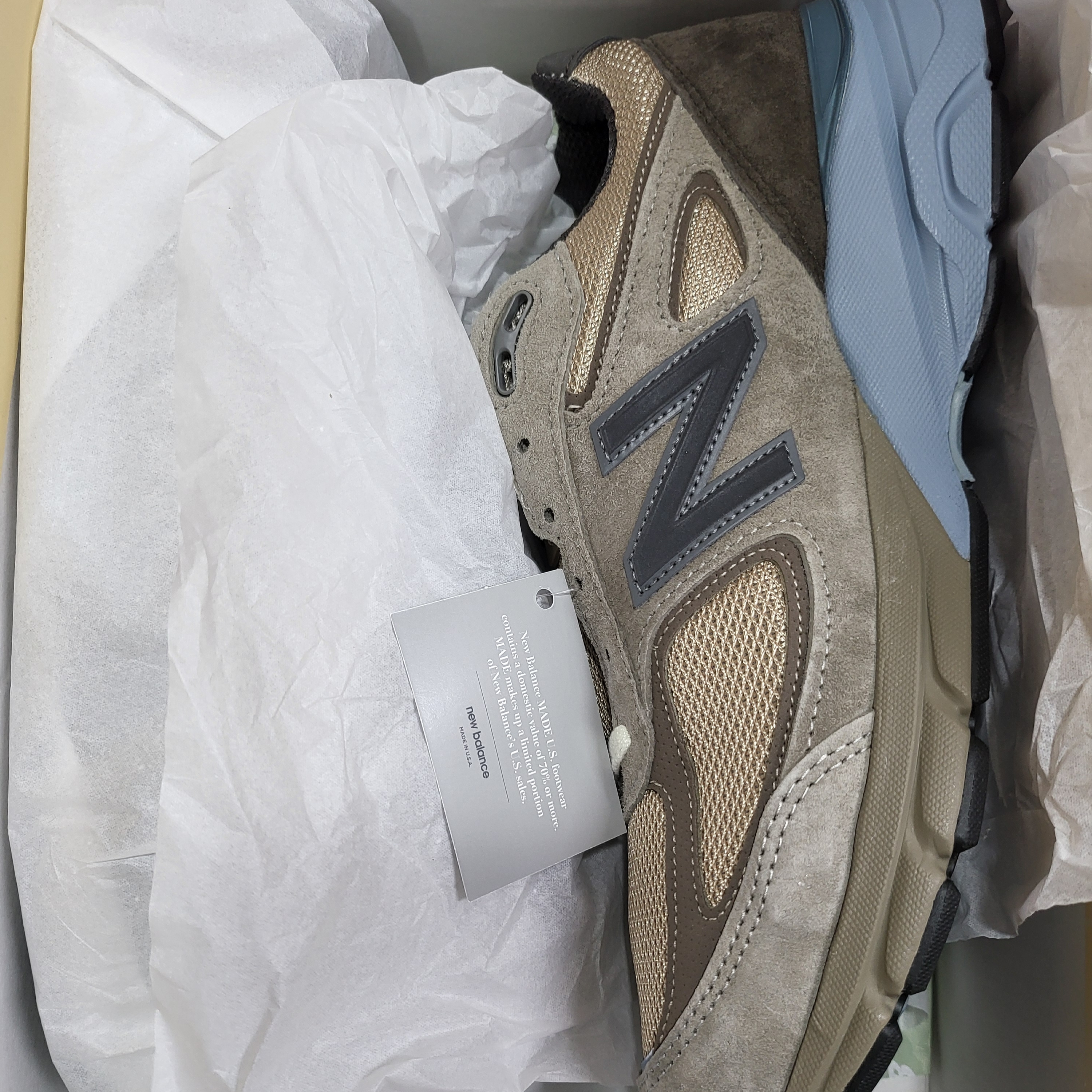 New Balance x Auralee 990v4 Made in USA London Fog 착용 스타일
