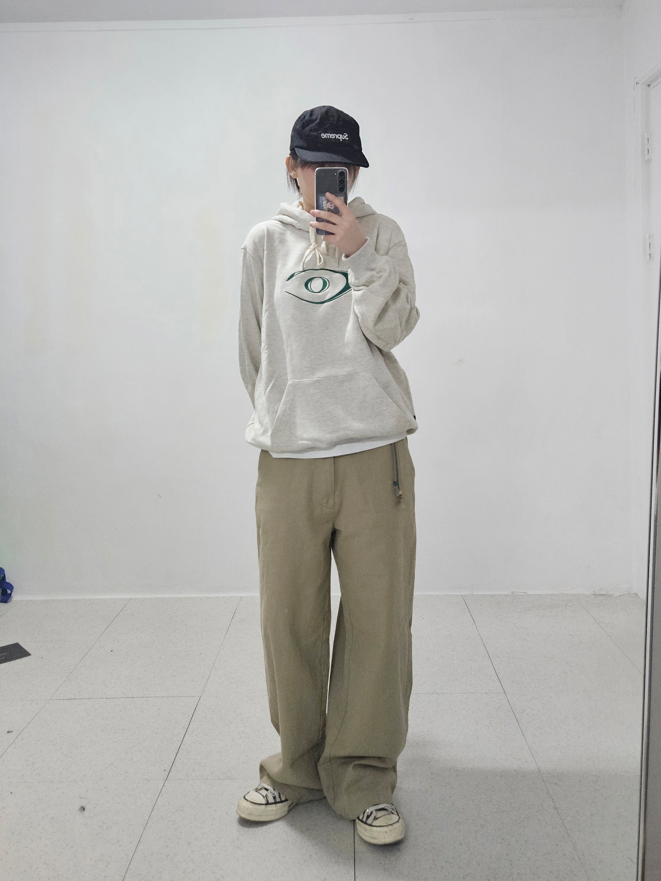 Converse Chuck 70 Ox Archive Print Zebra Black, Supreme Washed Chino Twill Camp Cap Black - 24SS 착용 스타일 - 4