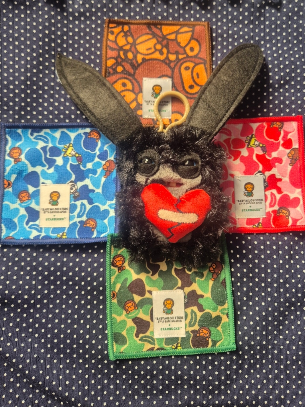 Fuggler Long Long Ear Keyring Black, Starbucks x BAPE Baby Milo Coaster 착용 스타일