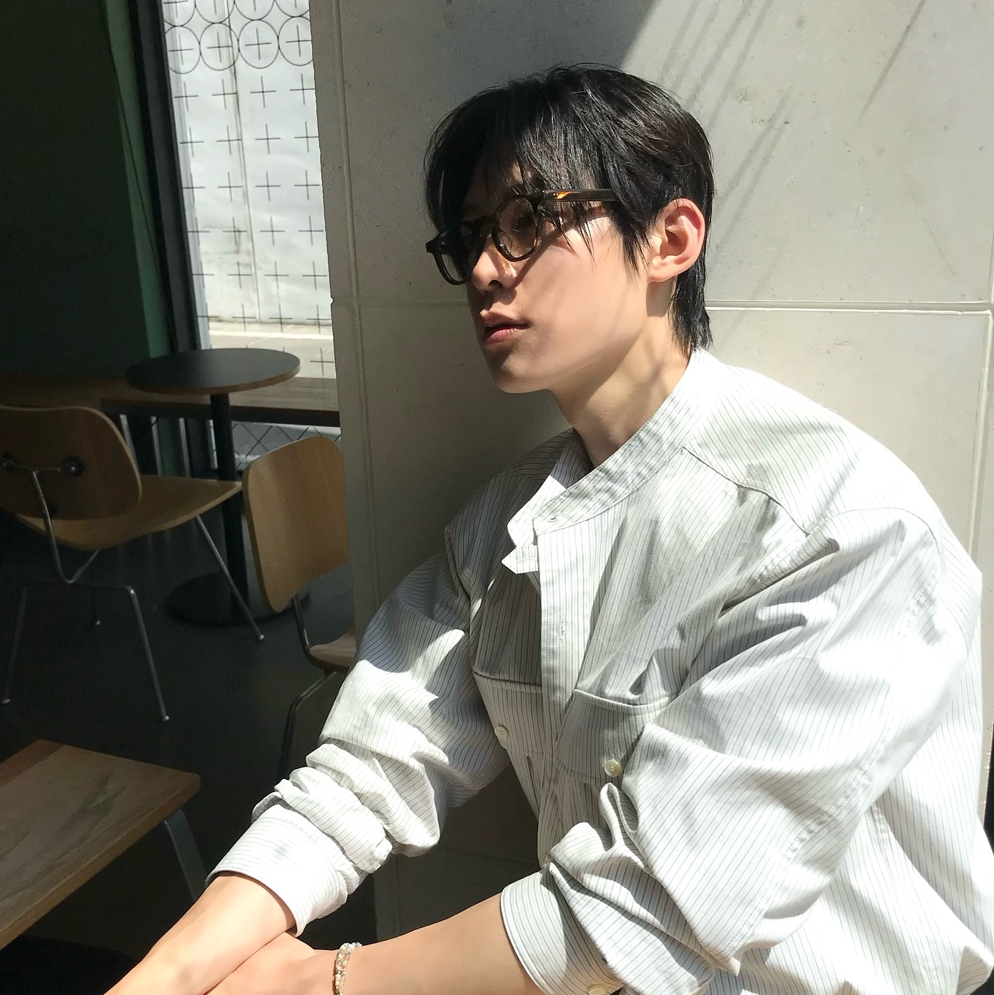 lash Lunettes 01 Havana 착용 스타일 - 2