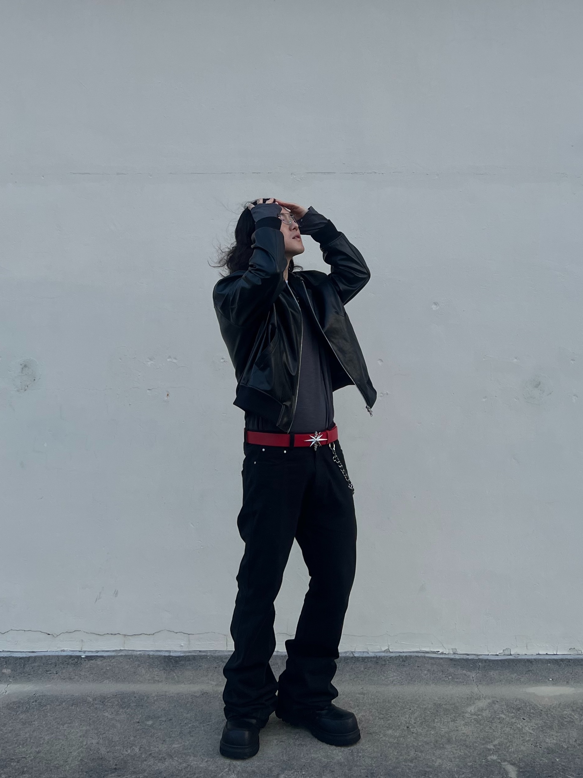 Nonnod Flared Pants Black 착용 스타일 - 4