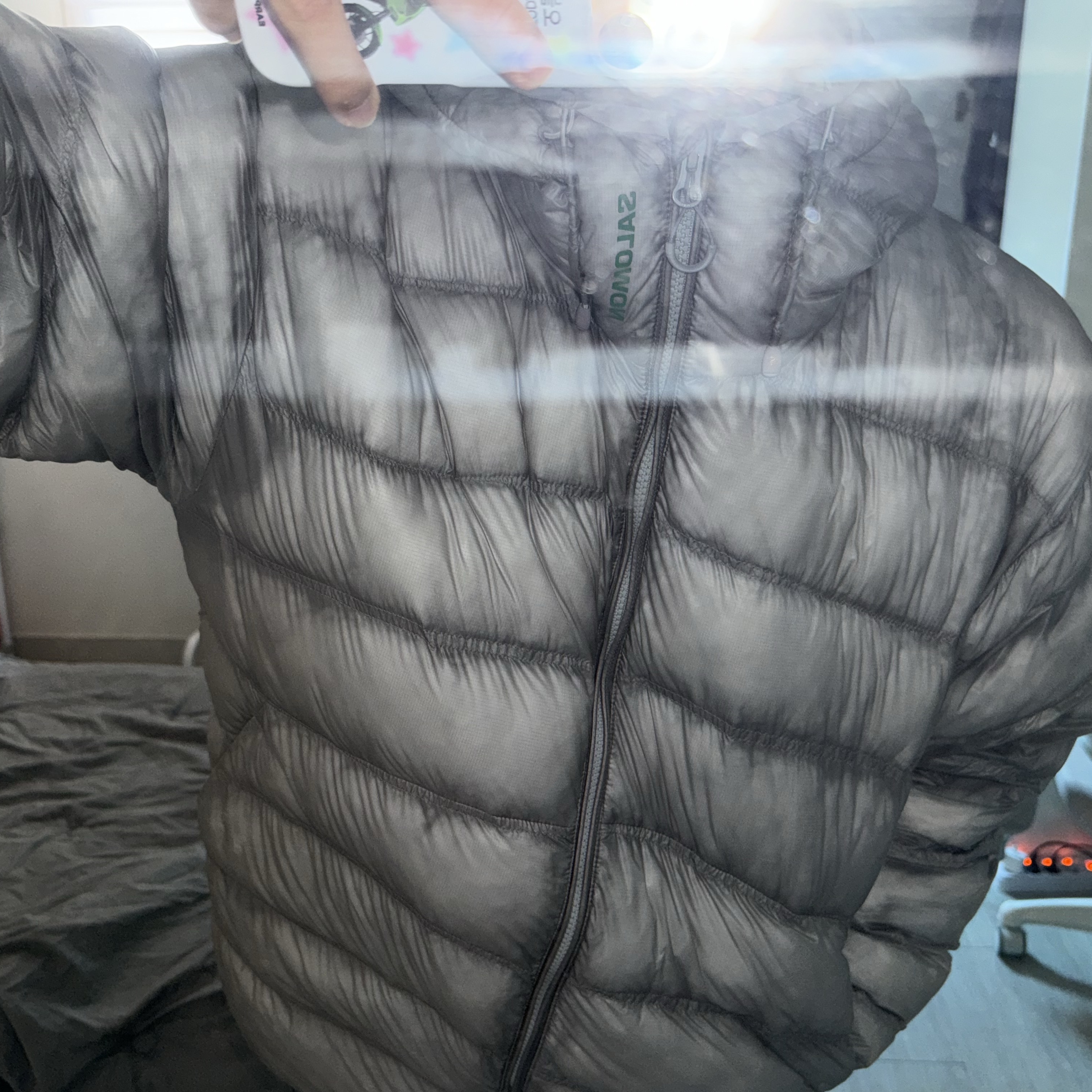 Salomon UNI Cross Insulation Jacket Light Grey, [EARPEARP X KIMS FRUITS] Don’t hold me back today Hard Case 착용 스타일 - 2
