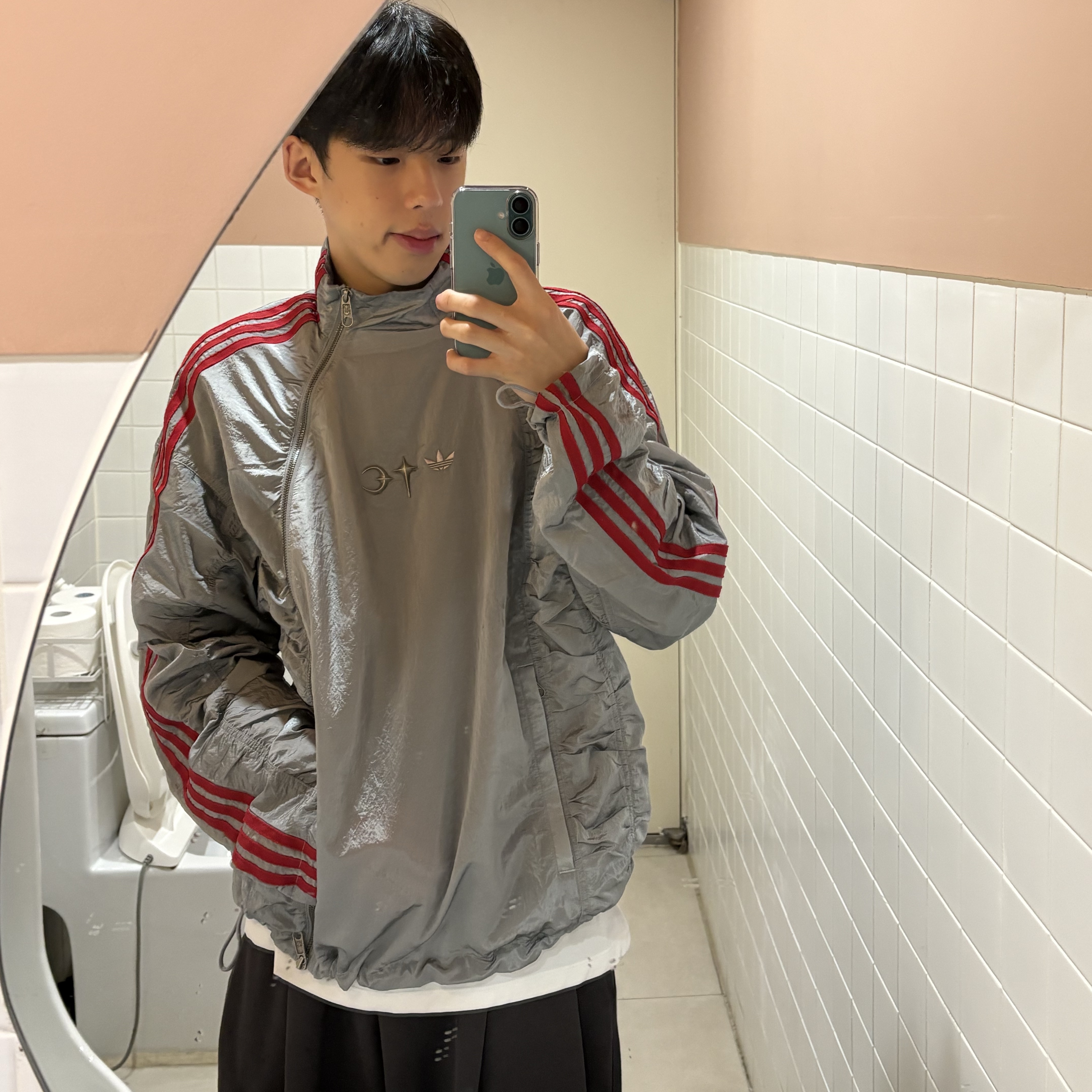 Adidas x Thug Club Woven Track Top Light Onix Silver Metallic - KR Sizing 착용 스타일
