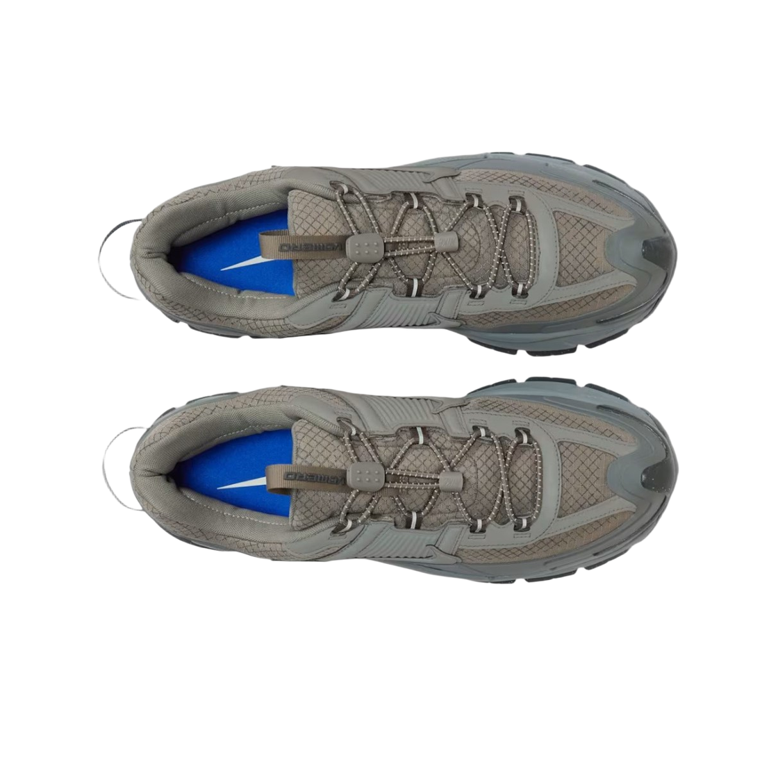 나이키 줌 보메로 롬 메탈릭 퓨터 쿨 그레이(Nike Zoom Vomero Roam Metallic Pewter Cool Grey) - 2