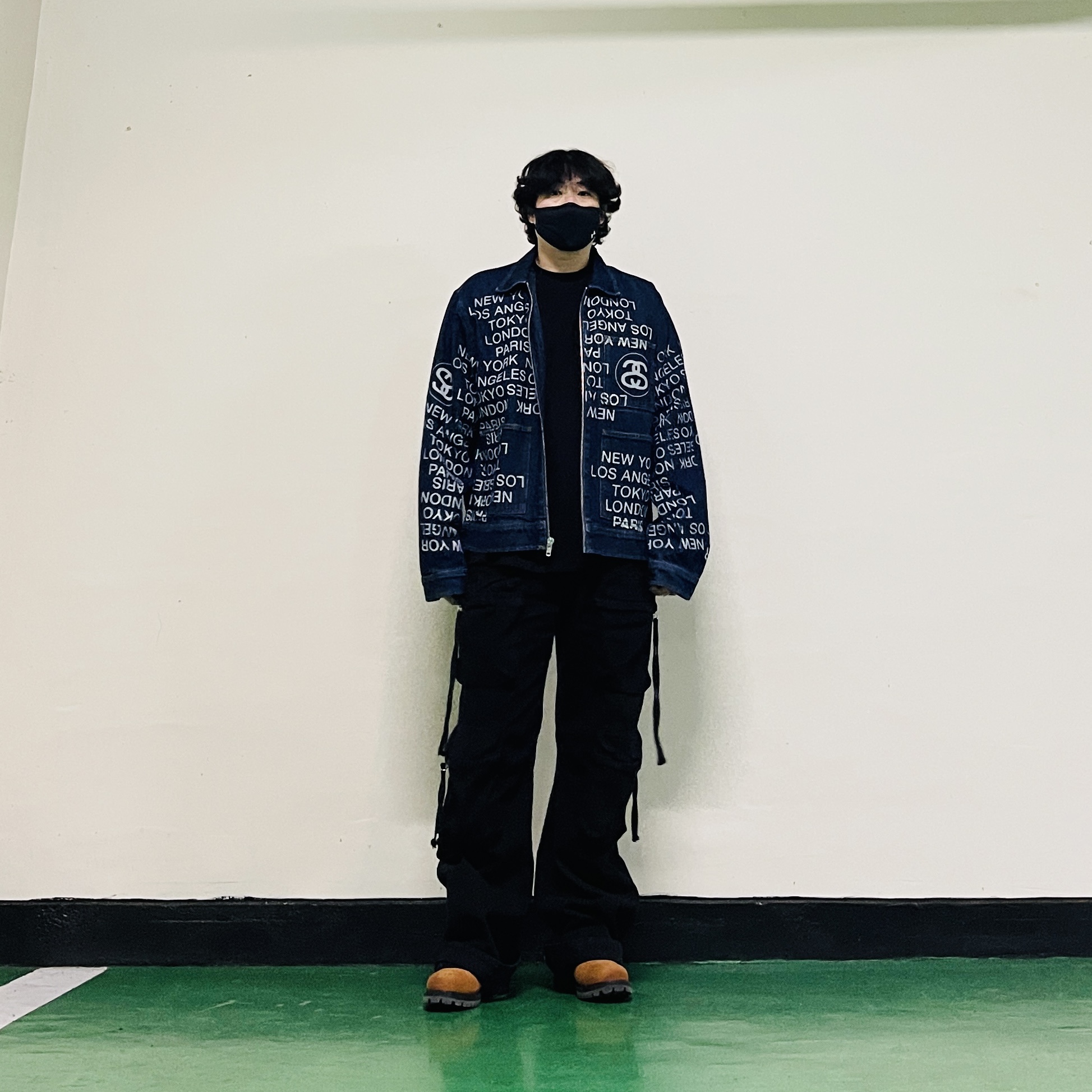 Stussy Zip Work Jacket City Link Denim One Wash 착용 스타일 - 1